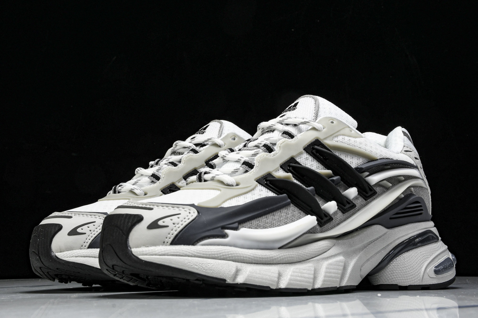 Originals 尺码35.5-47

纯原版出品-Originals Adistar Jellyfi