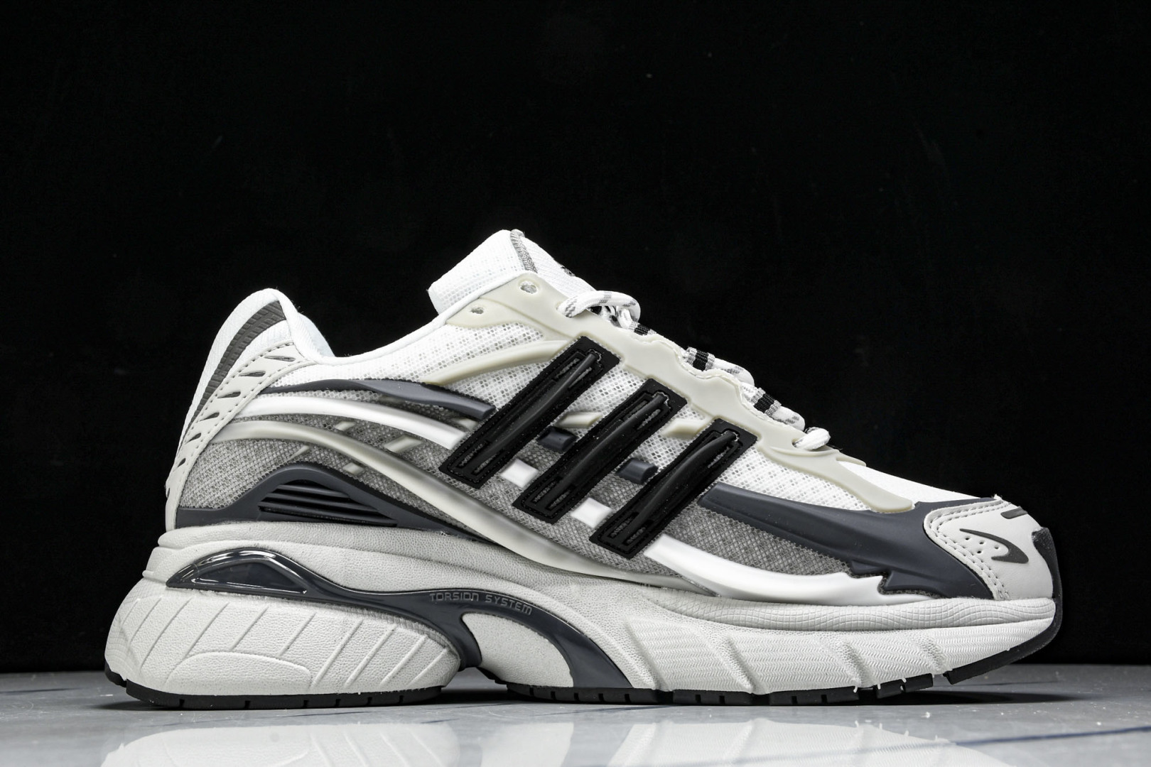 Originals 尺码35.5-47

纯原版出品-Originals Adistar Jellyfi
