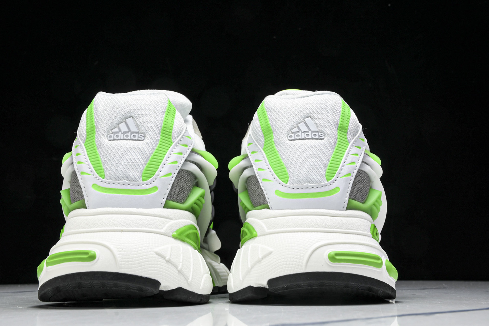 Originals 尺码35.5-47

纯原版出品-Originals Adistar Jellyfi