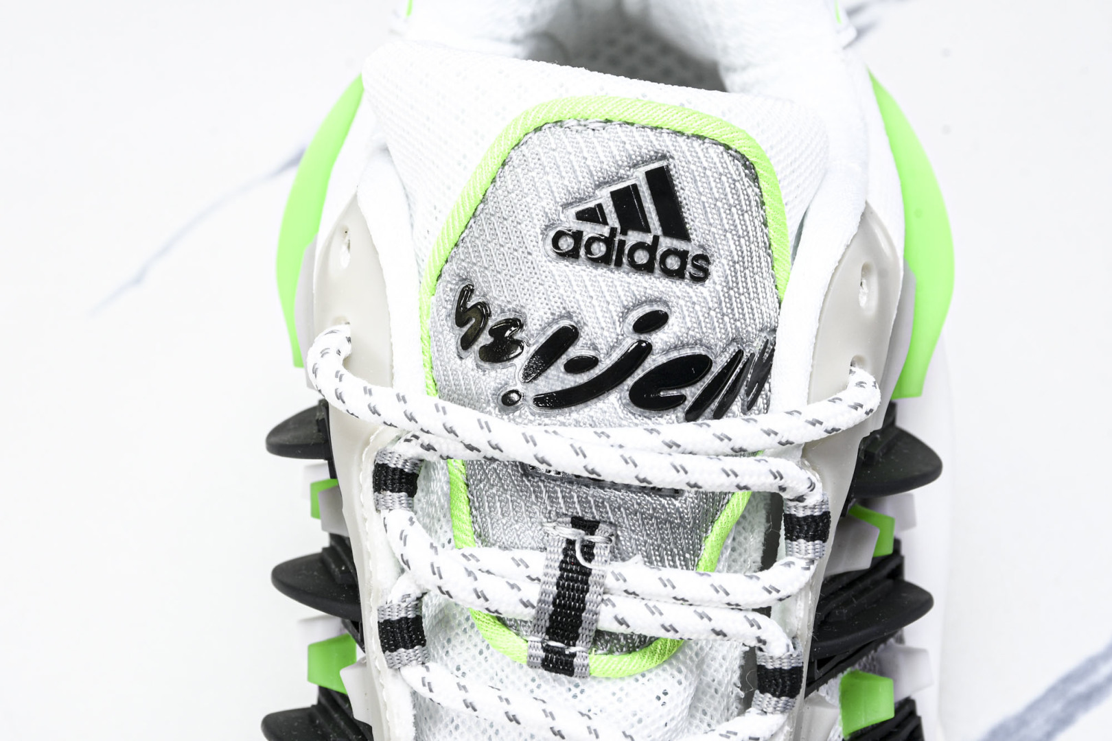 Originals 尺码35.5-47

纯原版出品-Originals Adistar Jellyfi