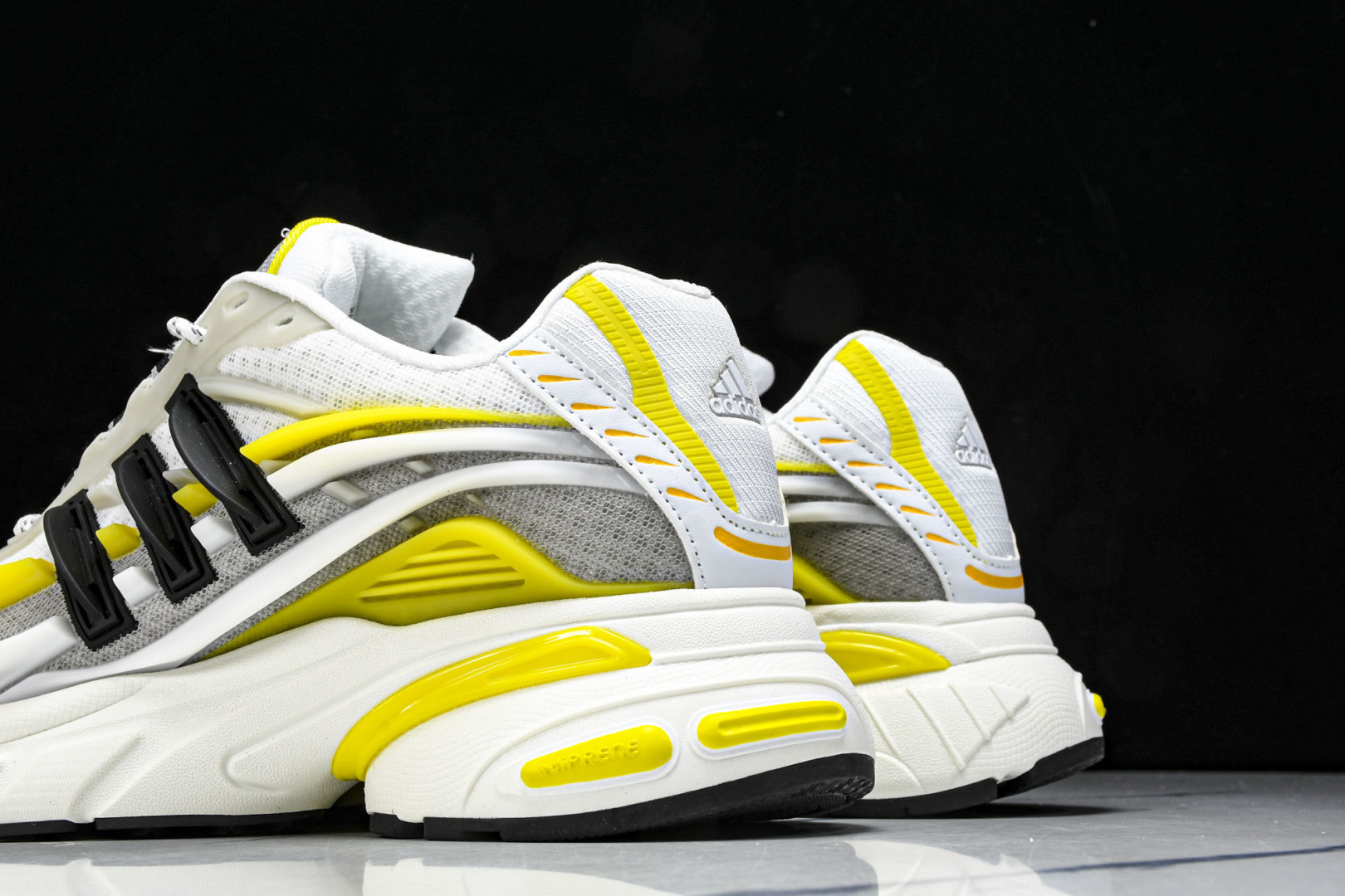 Originals 尺码35.5-47

纯原版出品-Originals Adistar Jellyfi