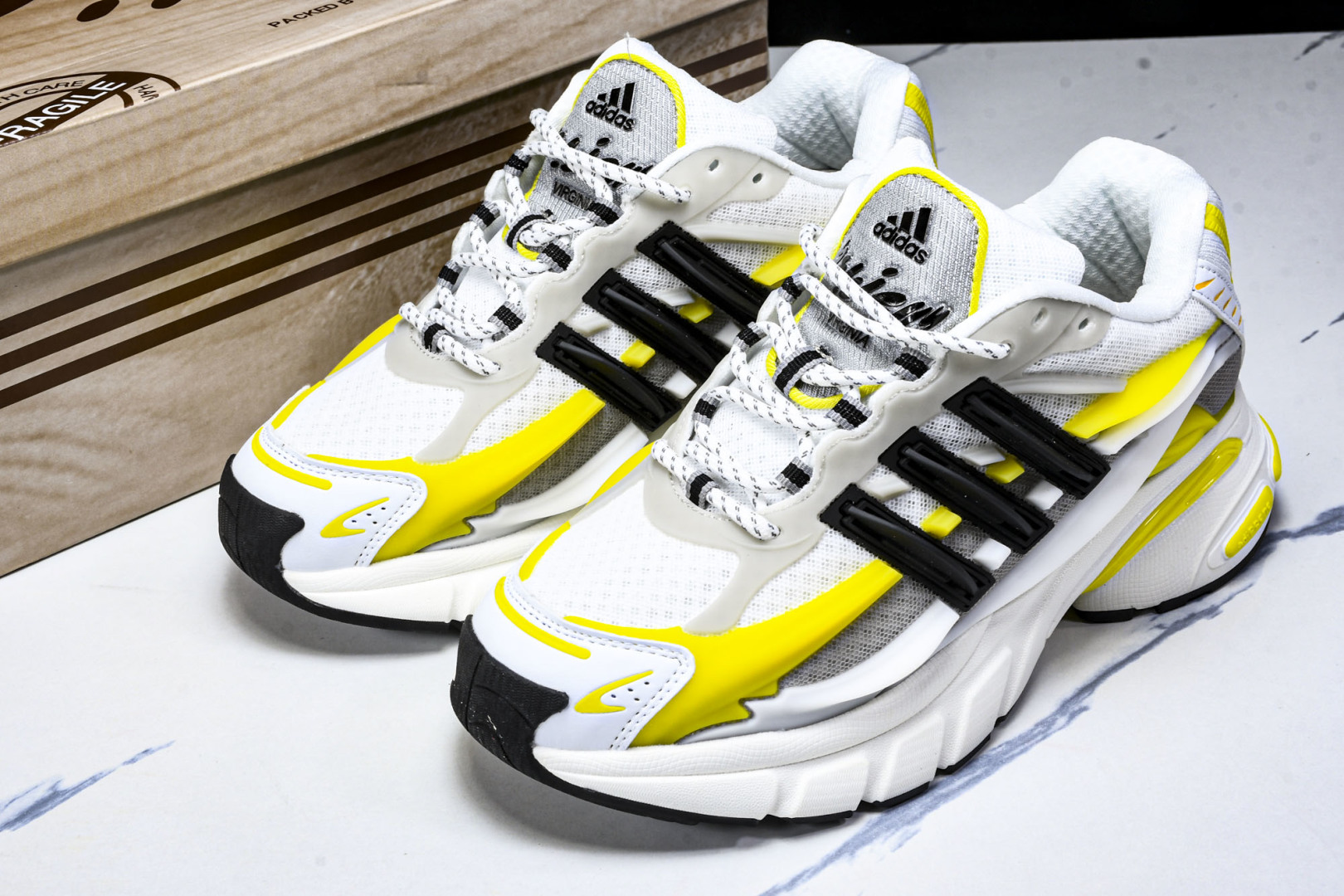Originals 尺码35.5-47

纯原版出品-Originals Adistar Jellyfi