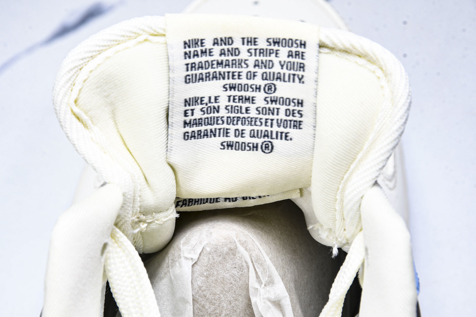 AF1 尺码36-45

纯原版出品-Air Force 1'07 Low LV联名 彩色拼接 空军一号