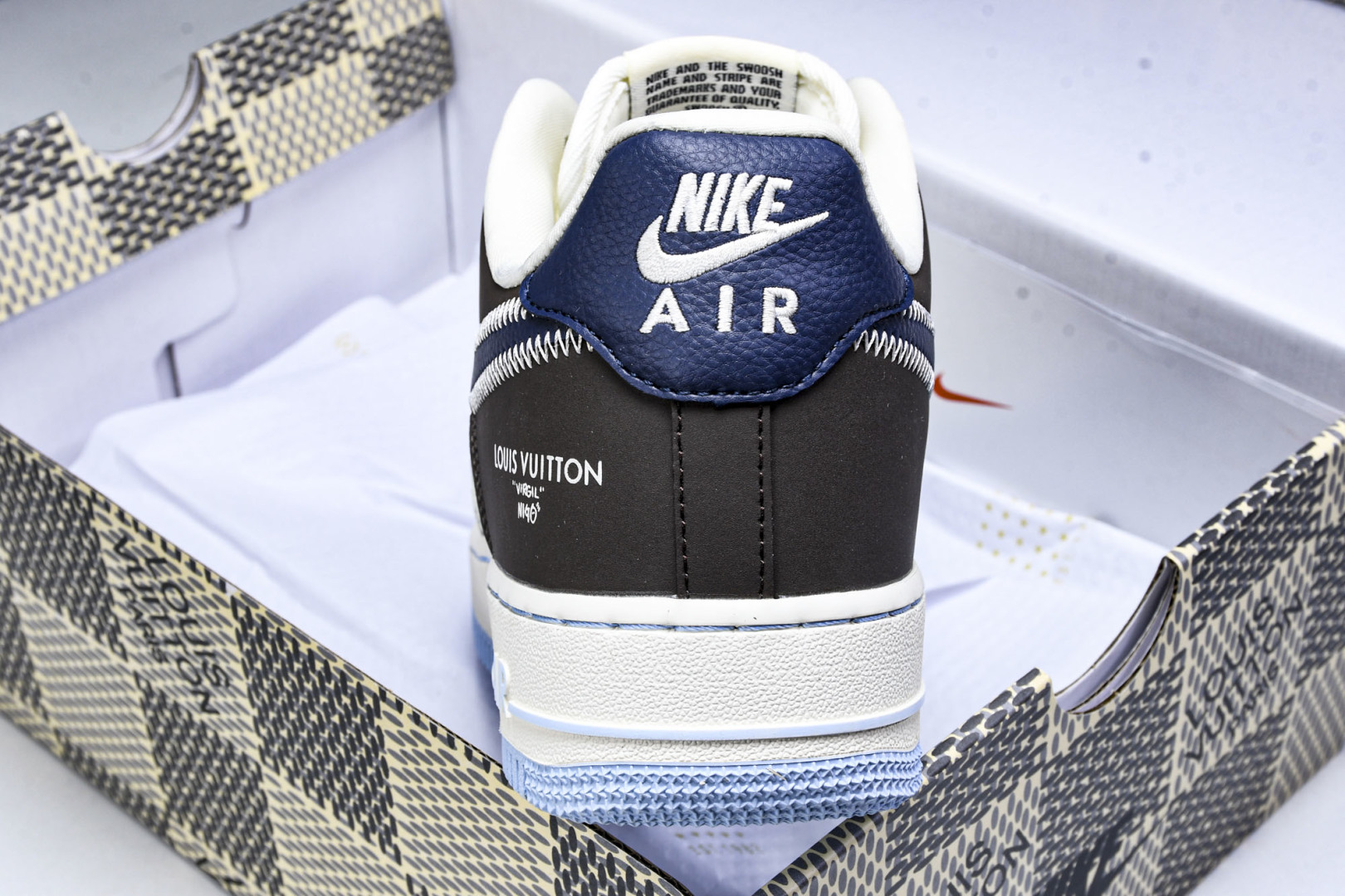 AF1 尺码36-45

纯原版出品-Air Force 1'07 Low LV联名 彩色拼接 空军一号