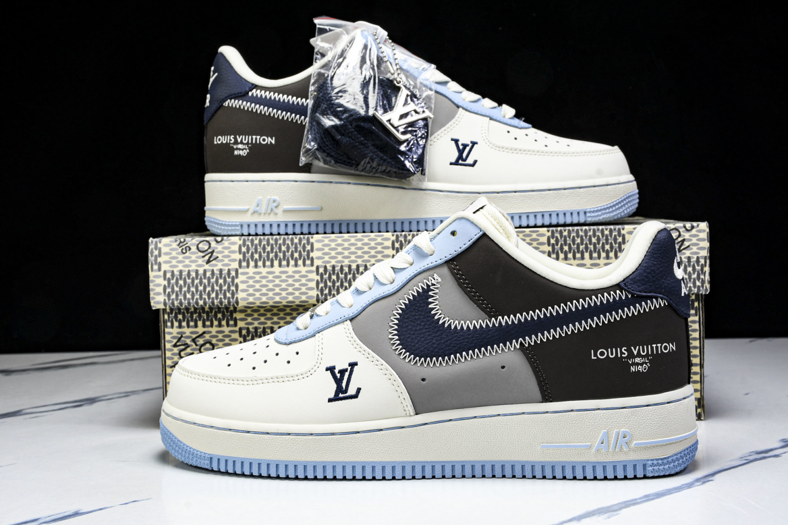 AF1 尺码36-45

纯原版出品-Air Force 1'07 Low LV联名 彩色拼接 空军一号