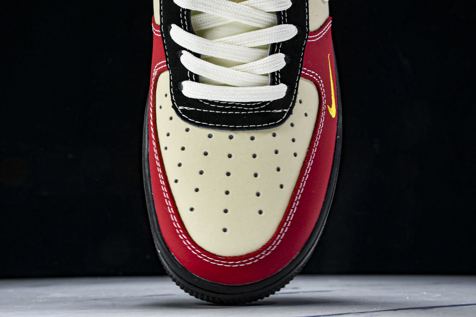 AF1 尺码36-45

纯原版出品-Air Force 1'07 Low Supreme联名 红黄紫 
