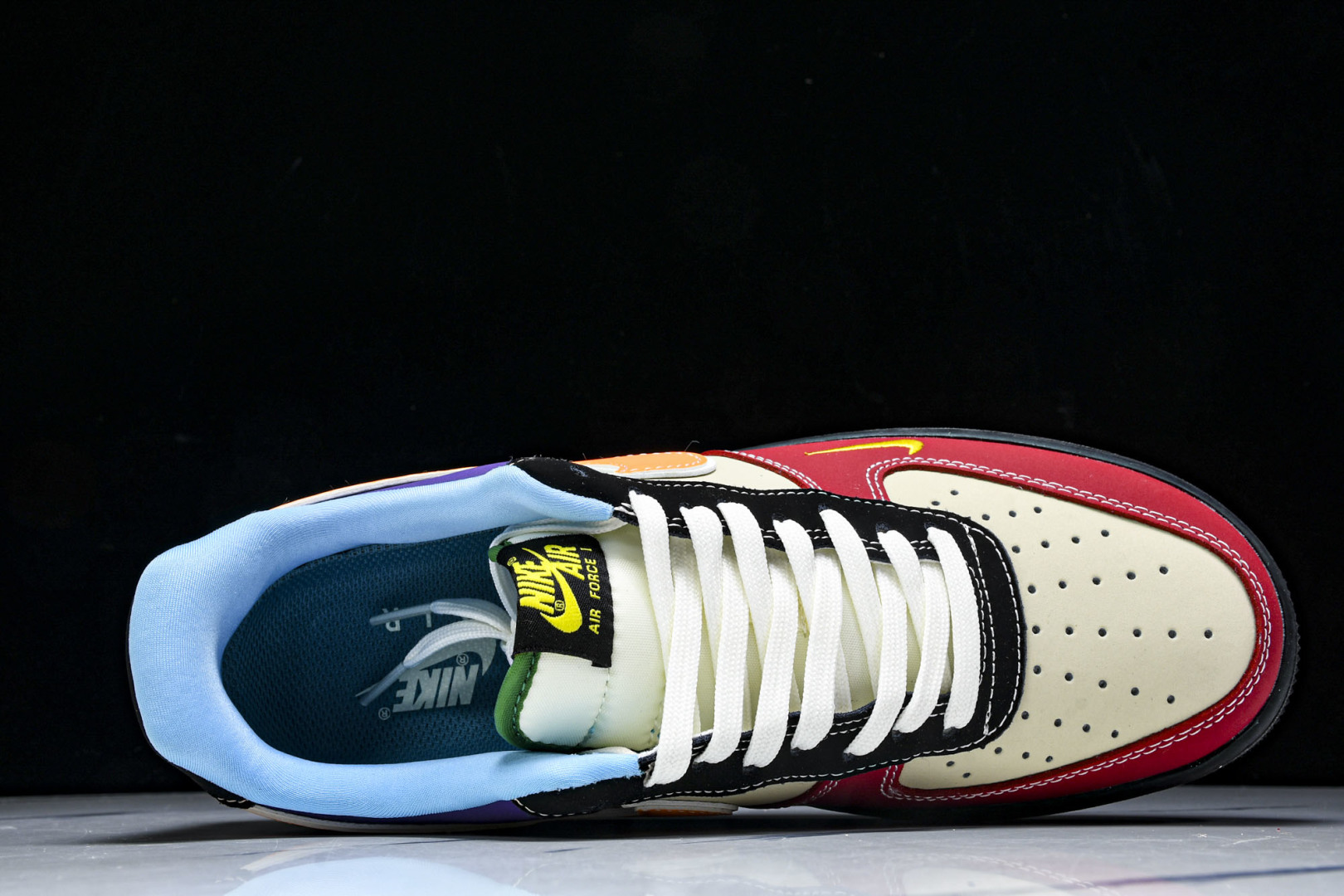 AF1 尺码36-45

纯原版出品-Air Force 1'07 Low Supreme联名 红黄紫 