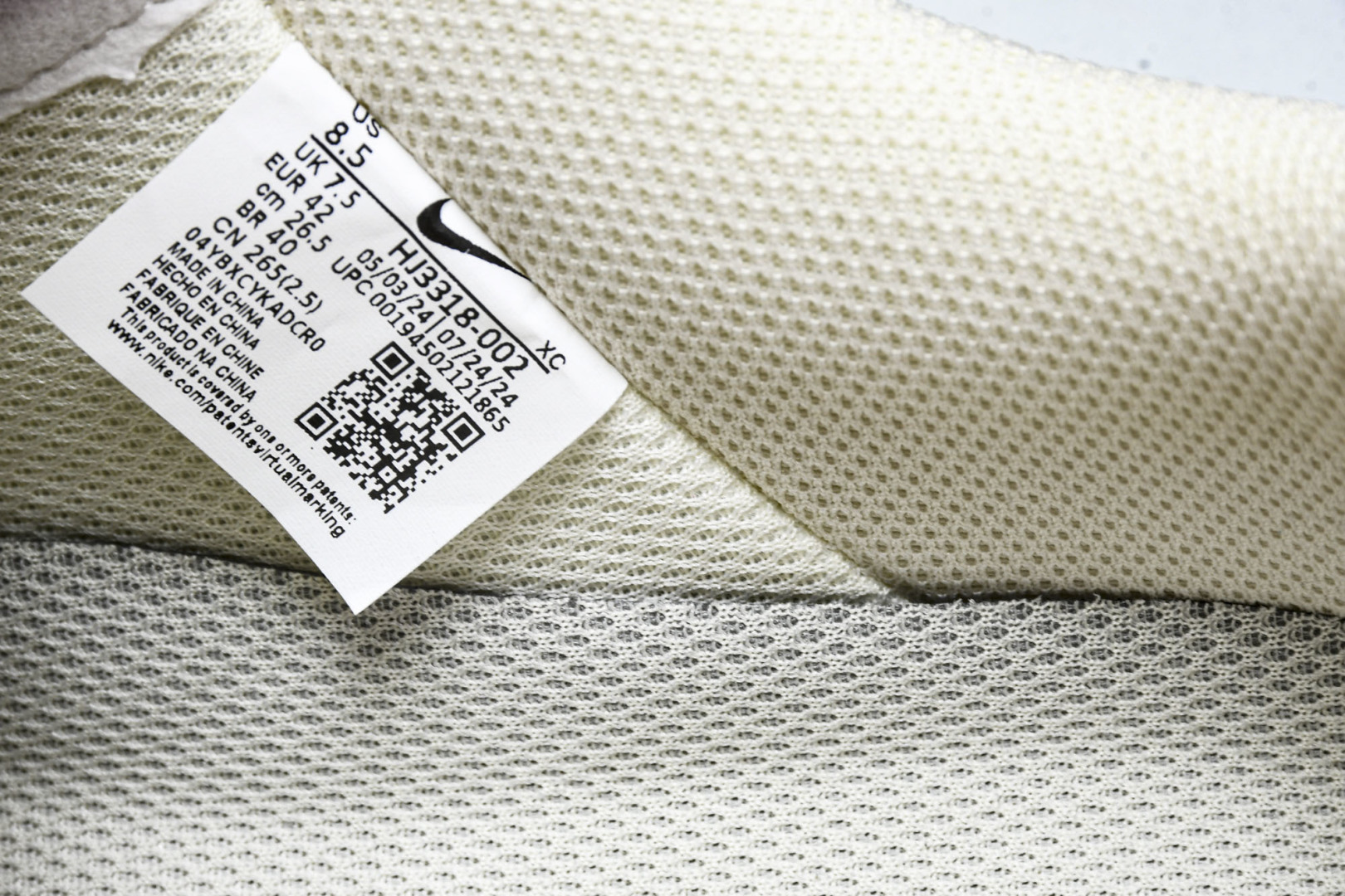 AF1 尺码36-45

纯原版出品-Air Force 1'07 Low 迪奥联名 涂鸦米酒红勾 空军
