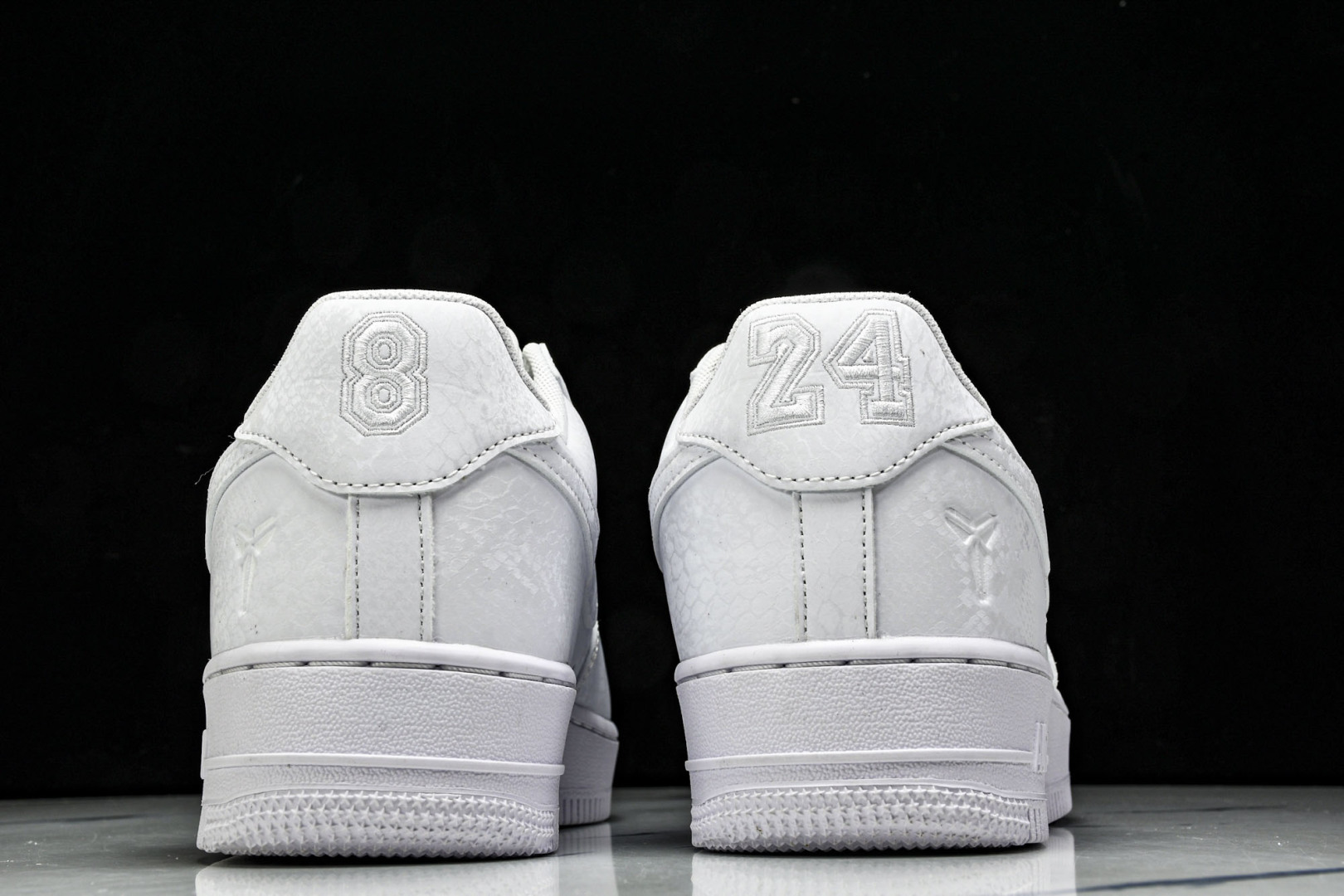 AF1 尺码40-47.5

纯原版出品-Kobe x Nike Air Force 1'07 Low 