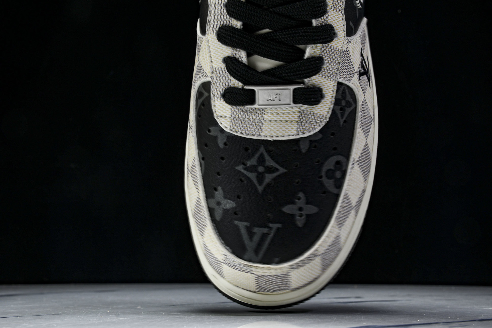  NK Air Force 1'07 Low LV联名 格纹雾灰 空军一号低帮休闲板鞋 SC0601-5