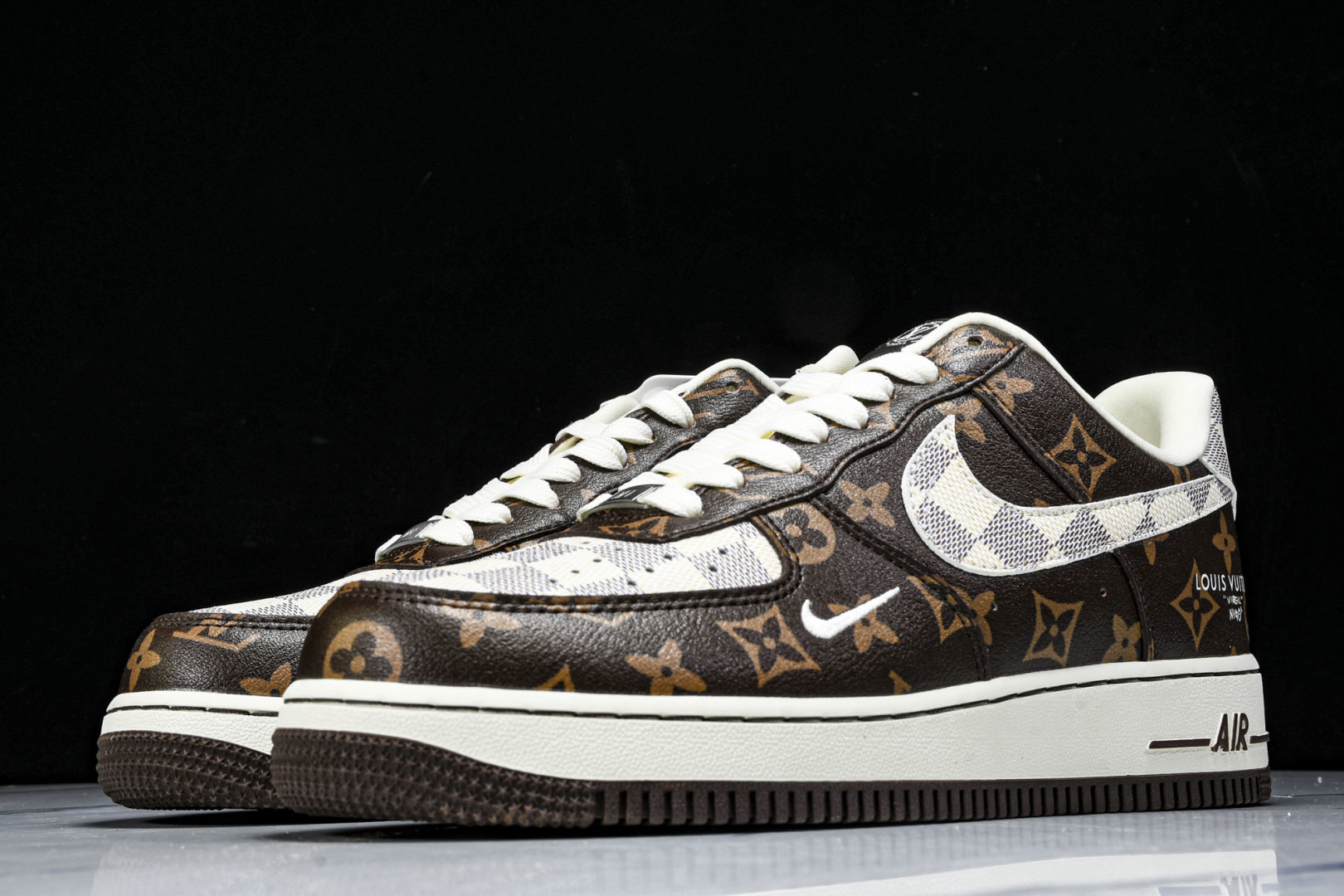  NK Air Force 1'07 Low LV联名 经典咖啡棕 空军一号低帮休闲板鞋 SC0601-