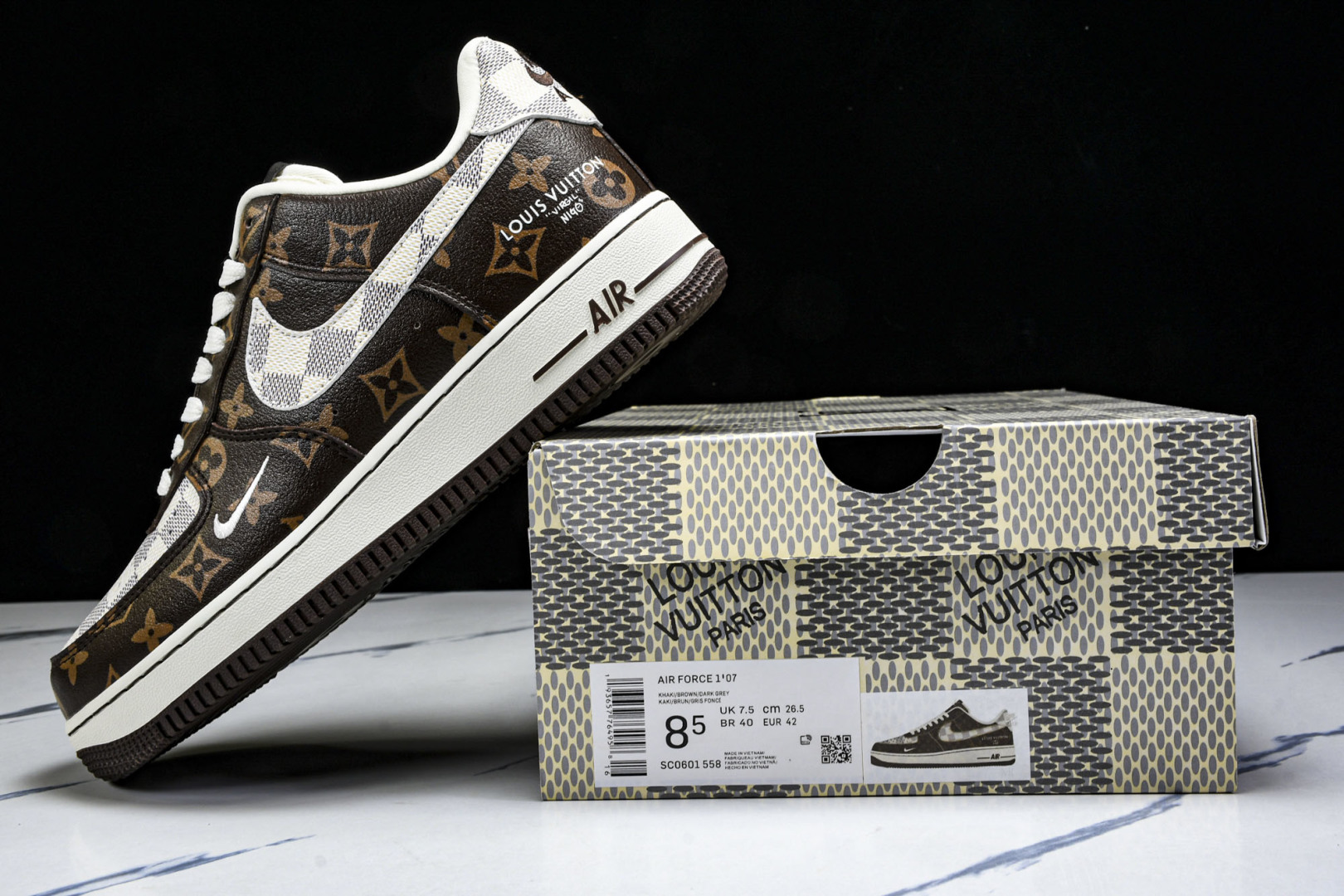  NK Air Force 1'07 Low LV联名 经典咖啡棕 空军一号低帮休闲板鞋 SC0601-