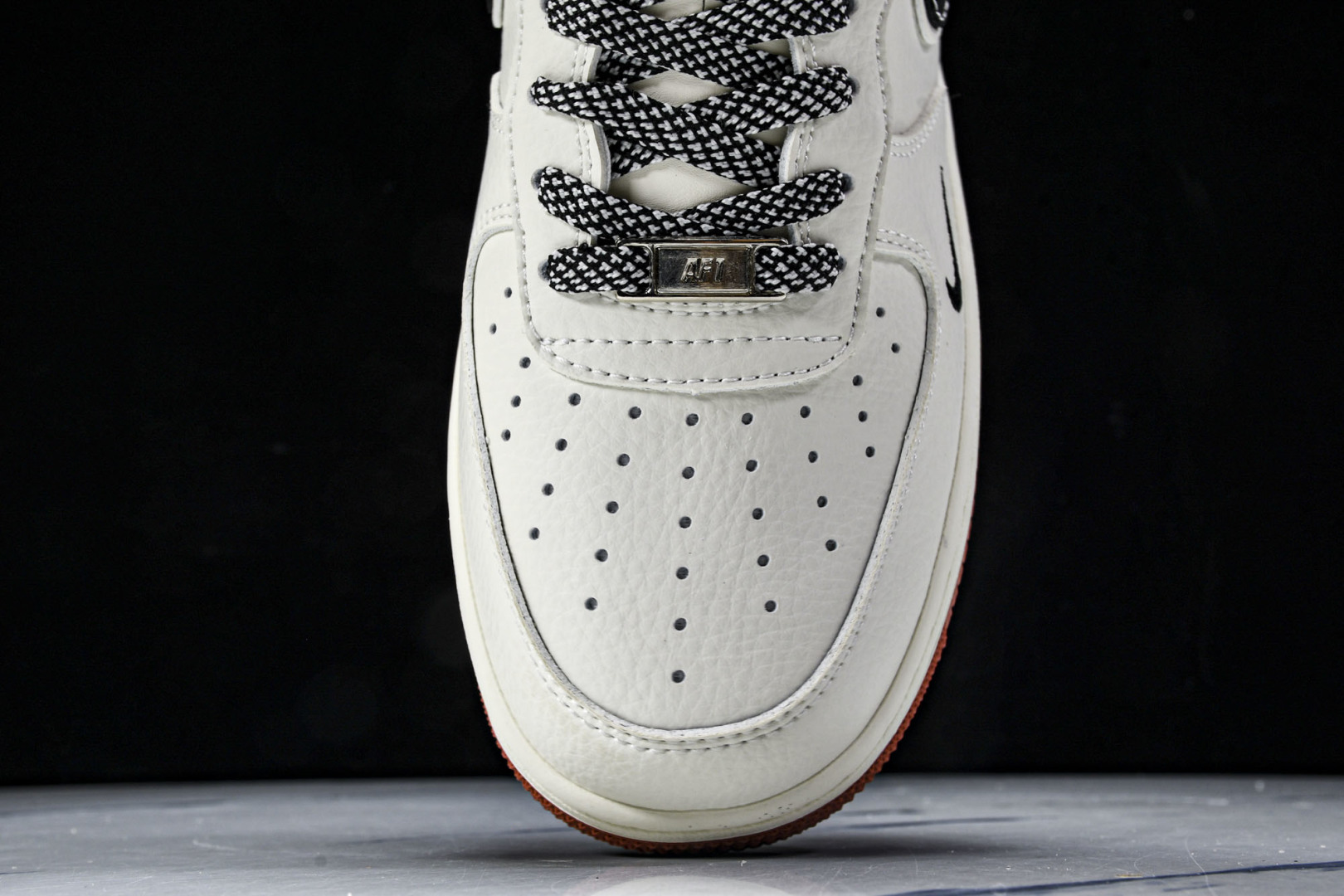  NK Air Force 1'07 Low LV联名 米黑勾生胶 空军一号低帮休闲板鞋 CS5288-