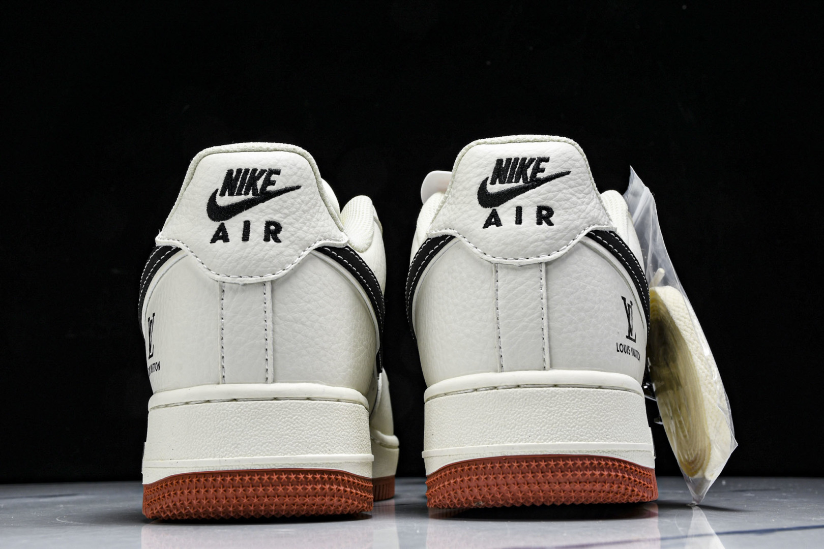  NK Air Force 1'07 Low LV联名 米黑勾生胶 空军一号低帮休闲板鞋 CS5288-