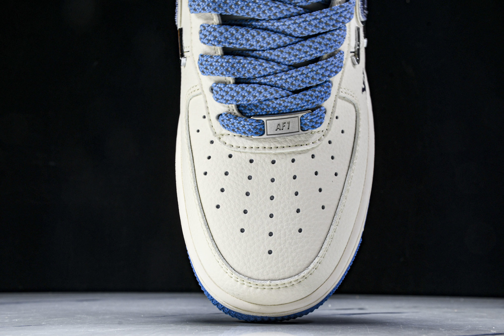  NK Air Force 1'07 Low LV联名 米蓝四勾 空军一号低帮休闲板鞋 XS2869-0