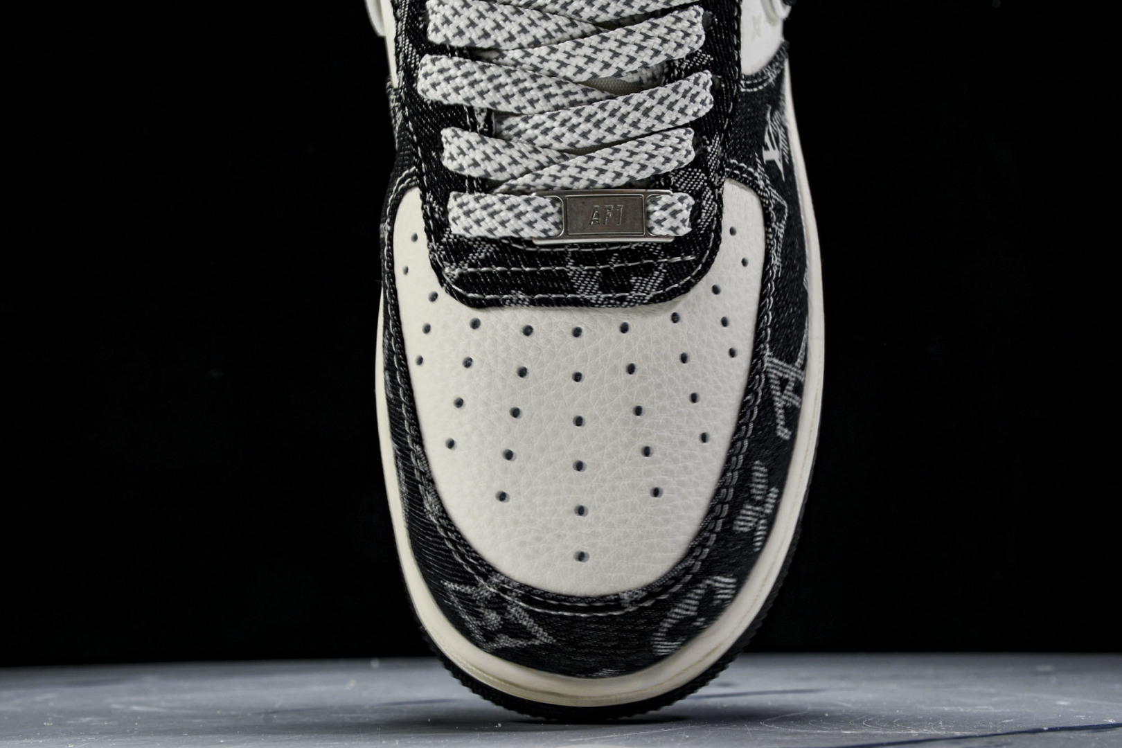 NK Air Force 1'07 Low LV联名 前掌黑牛仔 空军一号低帮休闲板鞋 YX5066-