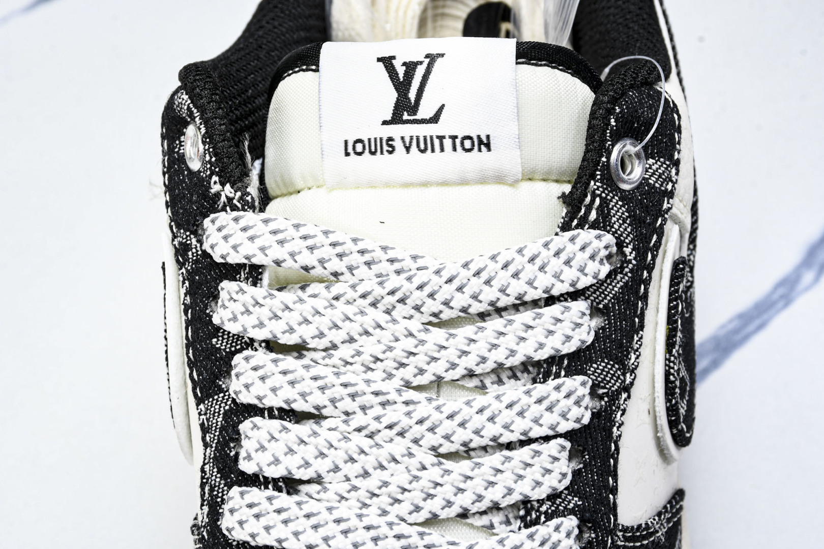  NK Air Force 1'07 Low LV联名 前掌黑牛仔 空军一号低帮休闲板鞋 YX5066-