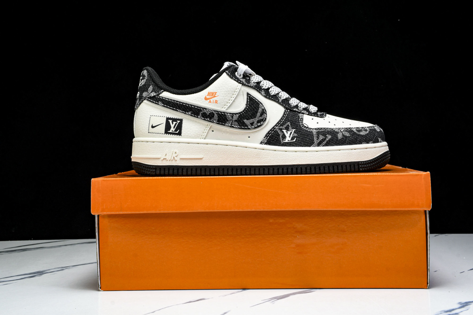  NK Air Force 1'07 Low LV联名 前掌黑牛仔 空军一号低帮休闲板鞋 YX5066-