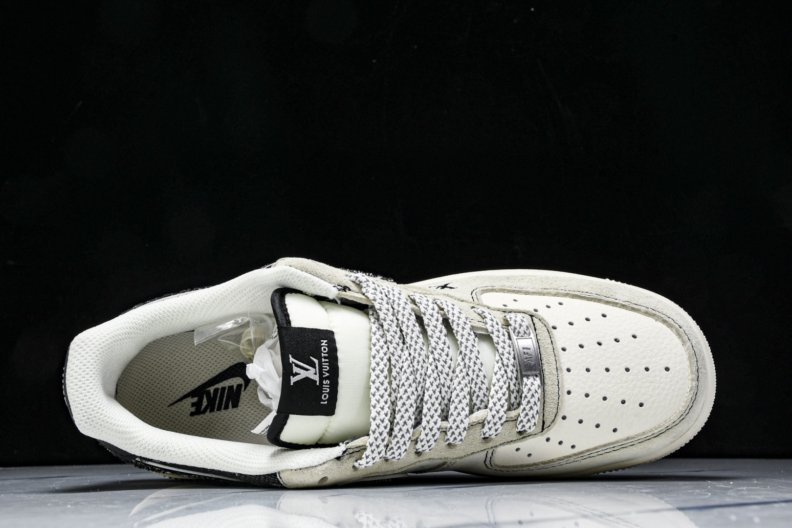  NK Air Force 1'07 Low LV联名 猪八牛仔米黑 空军一号定制休闲板鞋 MZ9588