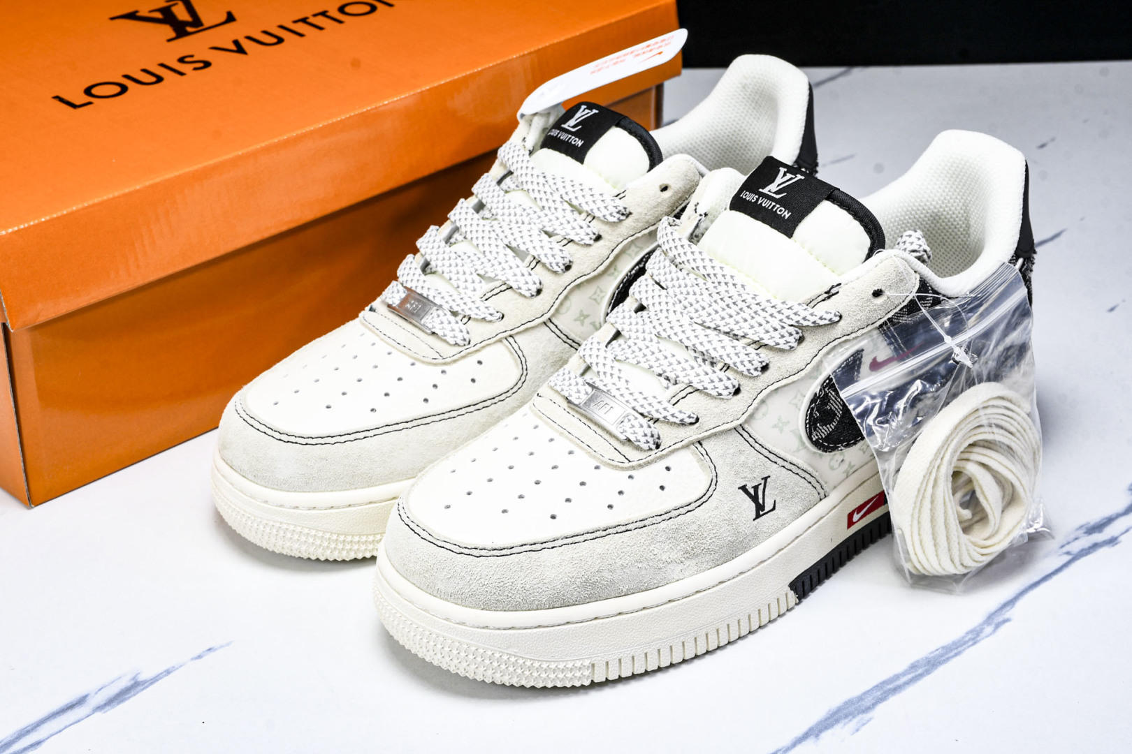  NK Air Force 1'07 Low LV联名 猪八牛仔米黑 空军一号定制休闲板鞋 MZ9588