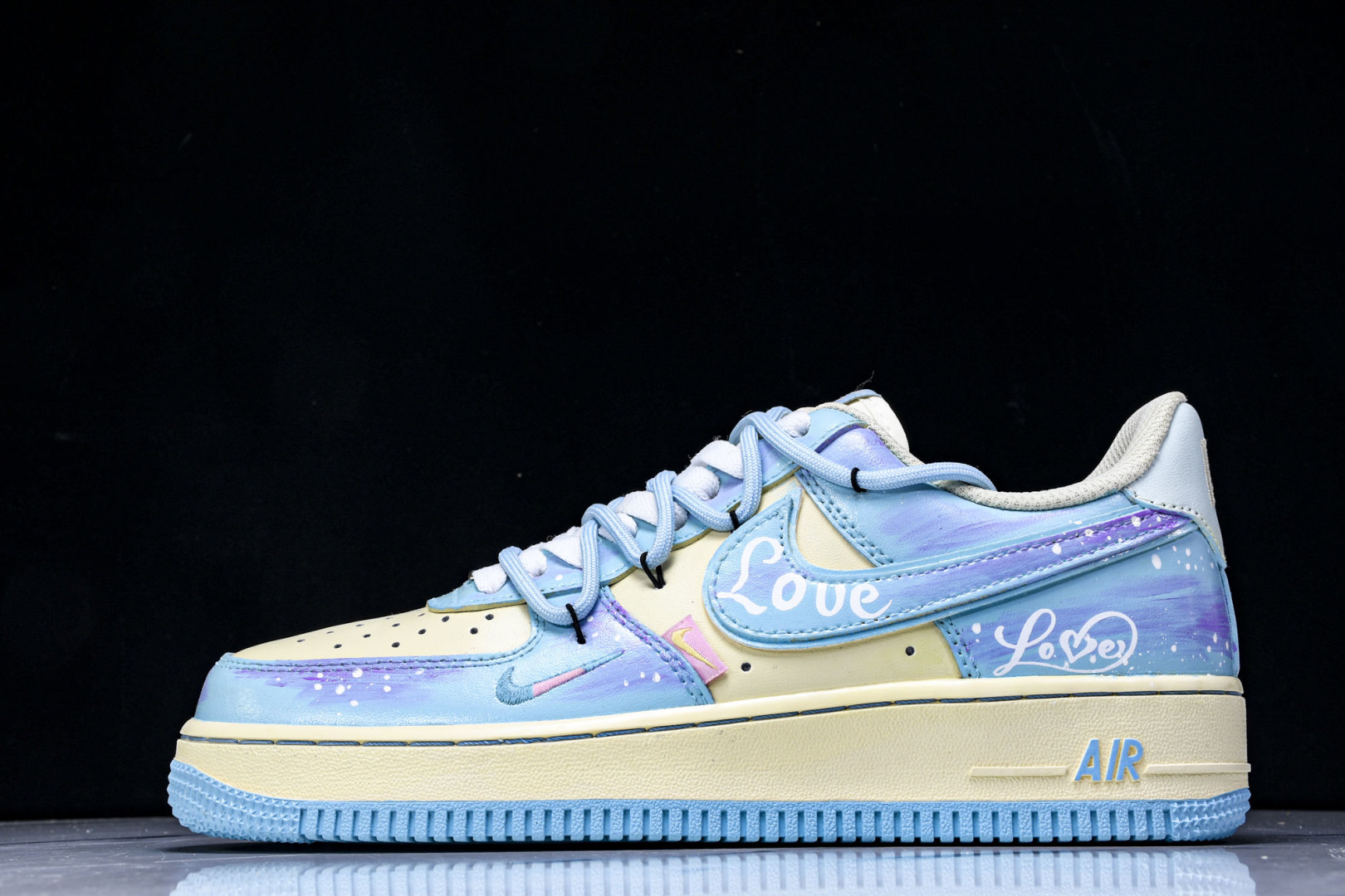  NK Air Force 1'07 Low Sweet Dream of Sea Salt 手绘涂鸦 