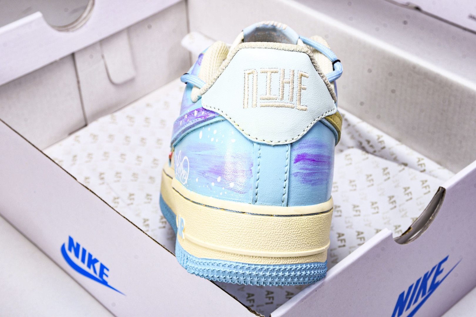  NK Air Force 1'07 Low Sweet Dream of Sea Salt 手绘涂鸦 