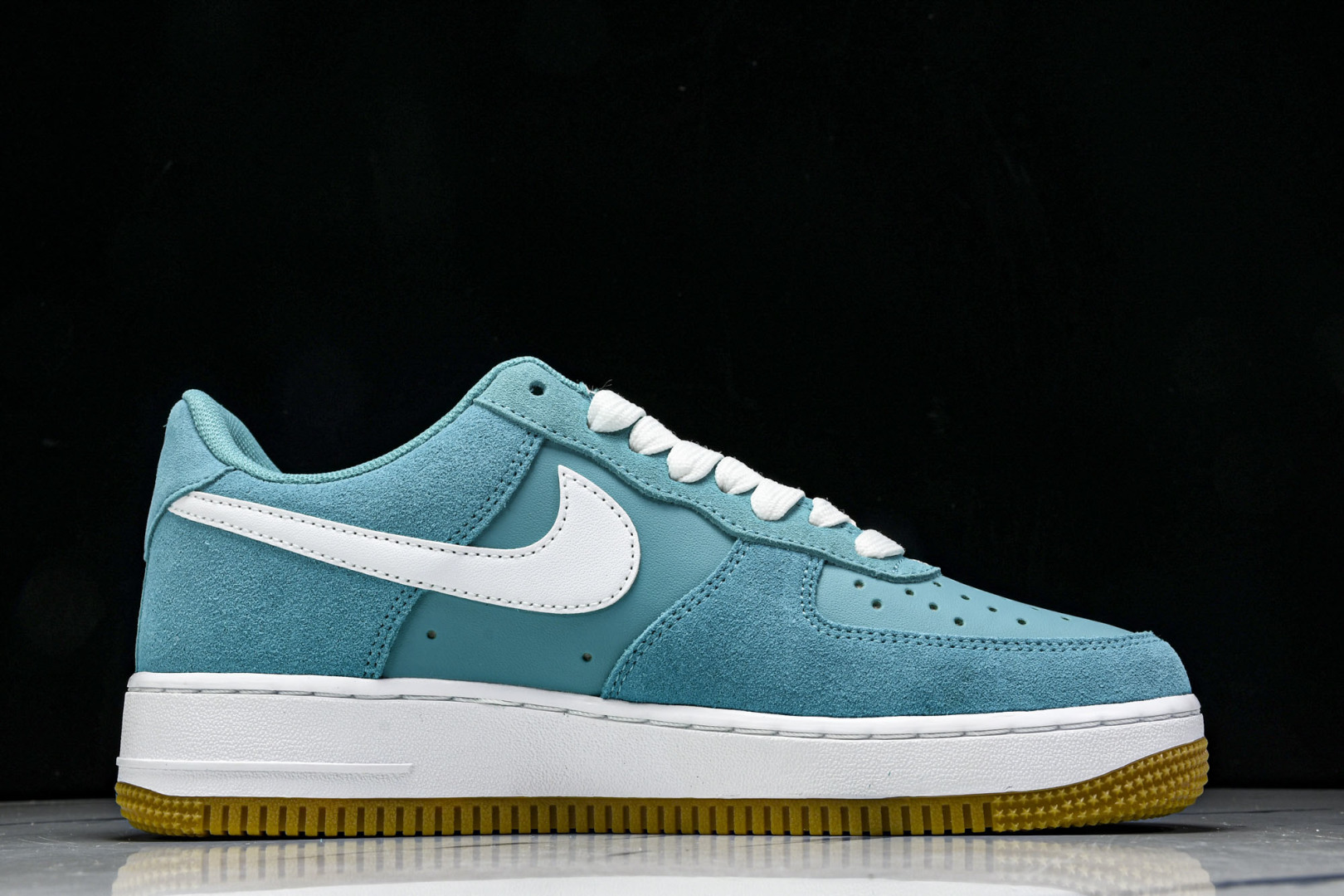  NK Air Force 1'07 Low 空军一号低帮休闲板鞋 IB6388-301 尺寸 36 3