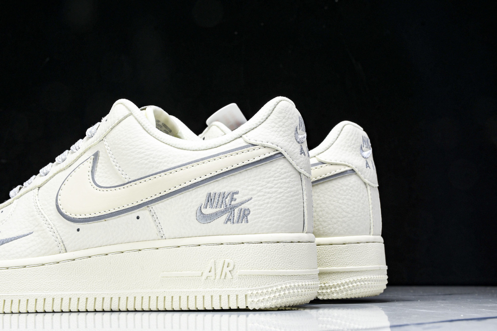  NK Air Force 1'07 Low 耐克联名 米灰边 空军一号低帮休闲板鞋 CS5288-03