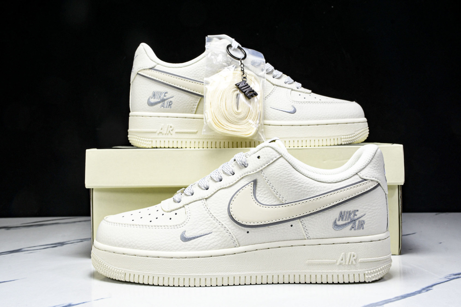  NK Air Force 1'07 Low 耐克联名 米灰边 空军一号低帮休闲板鞋 CS5288-03