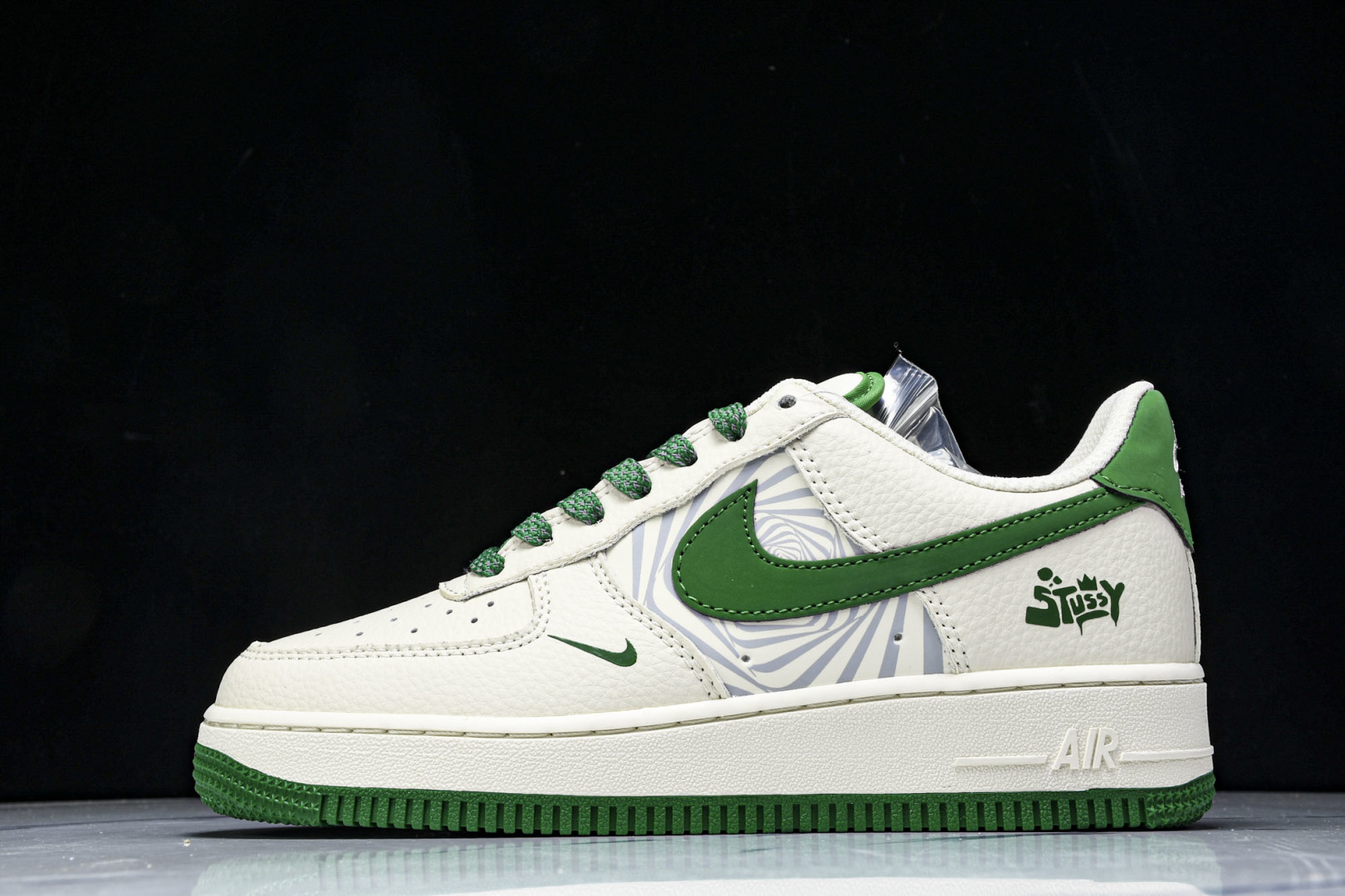  NK Air Force 1'07 Low 斯图西联名 米绿反光 空军一号低帮休闲板鞋 HJ3318-