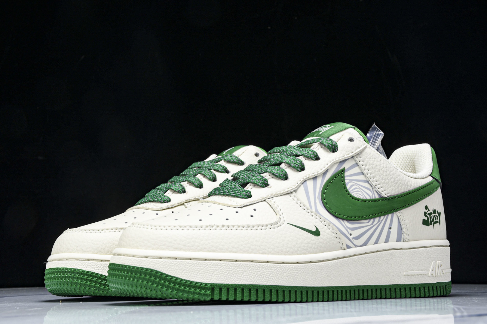  NK Air Force 1'07 Low 斯图西联名 米绿反光 空军一号低帮休闲板鞋 HJ3318-