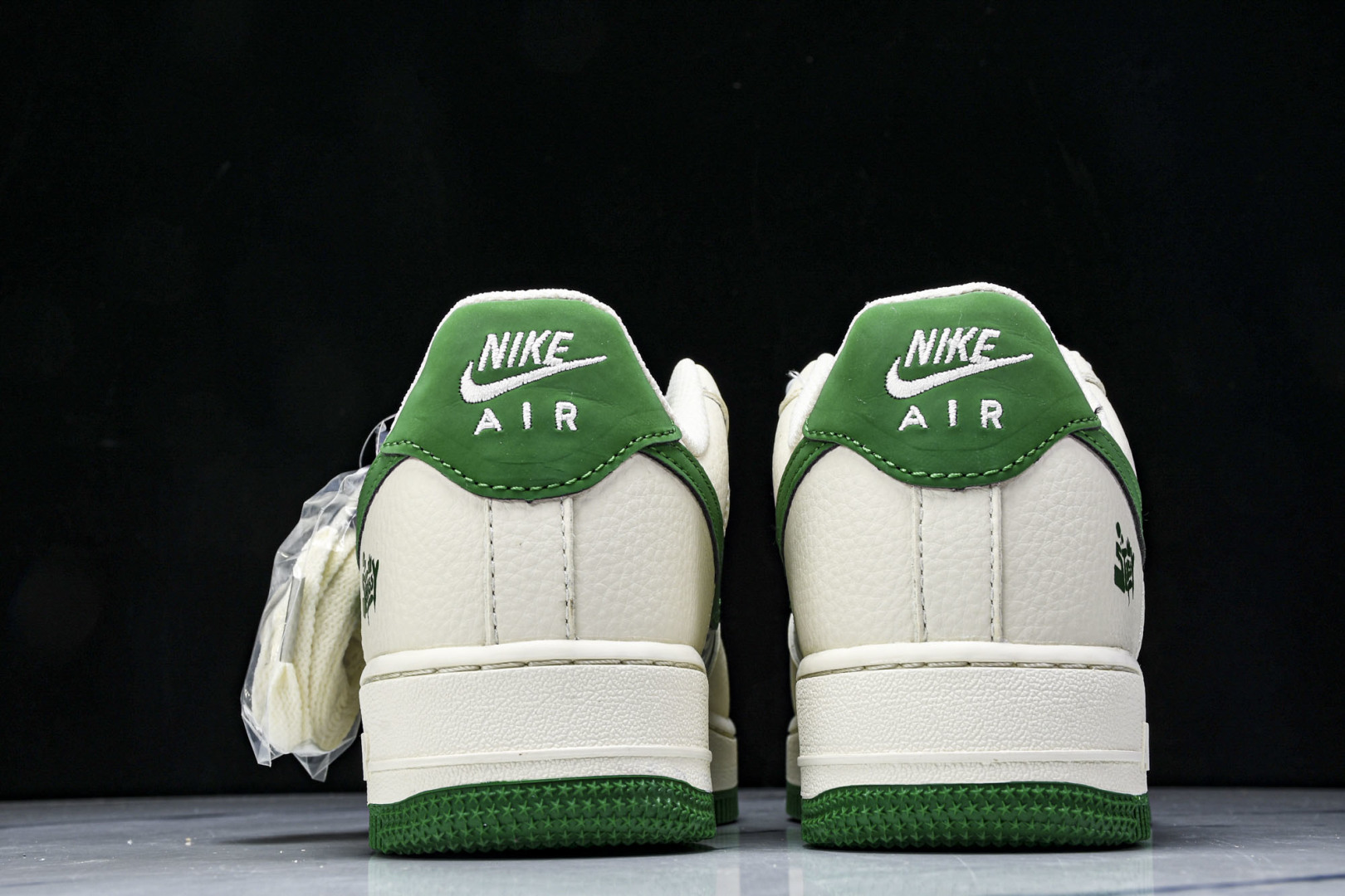  NK Air Force 1'07 Low 斯图西联名 米绿反光 空军一号低帮休闲板鞋 HJ3318-