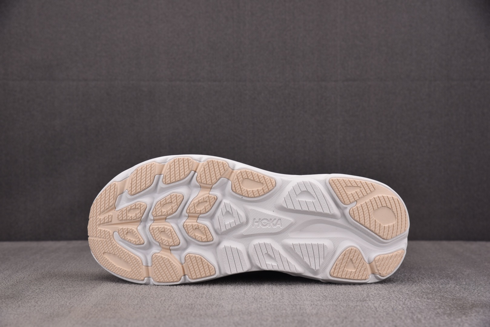Hoka 尺码36-45

纯原版出品-Hoka One One Clifton 10 Black Ro