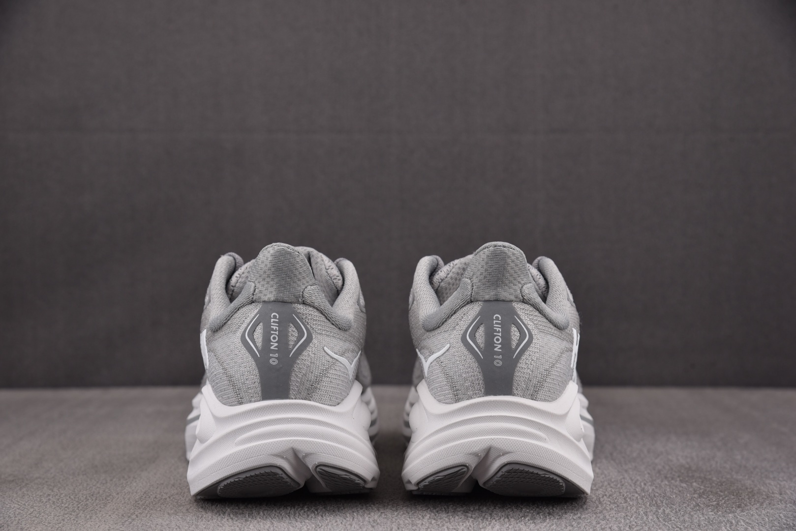 Hoka 尺码36-45

纯原版出品-Hoka One One Clifton 10 Stellar 