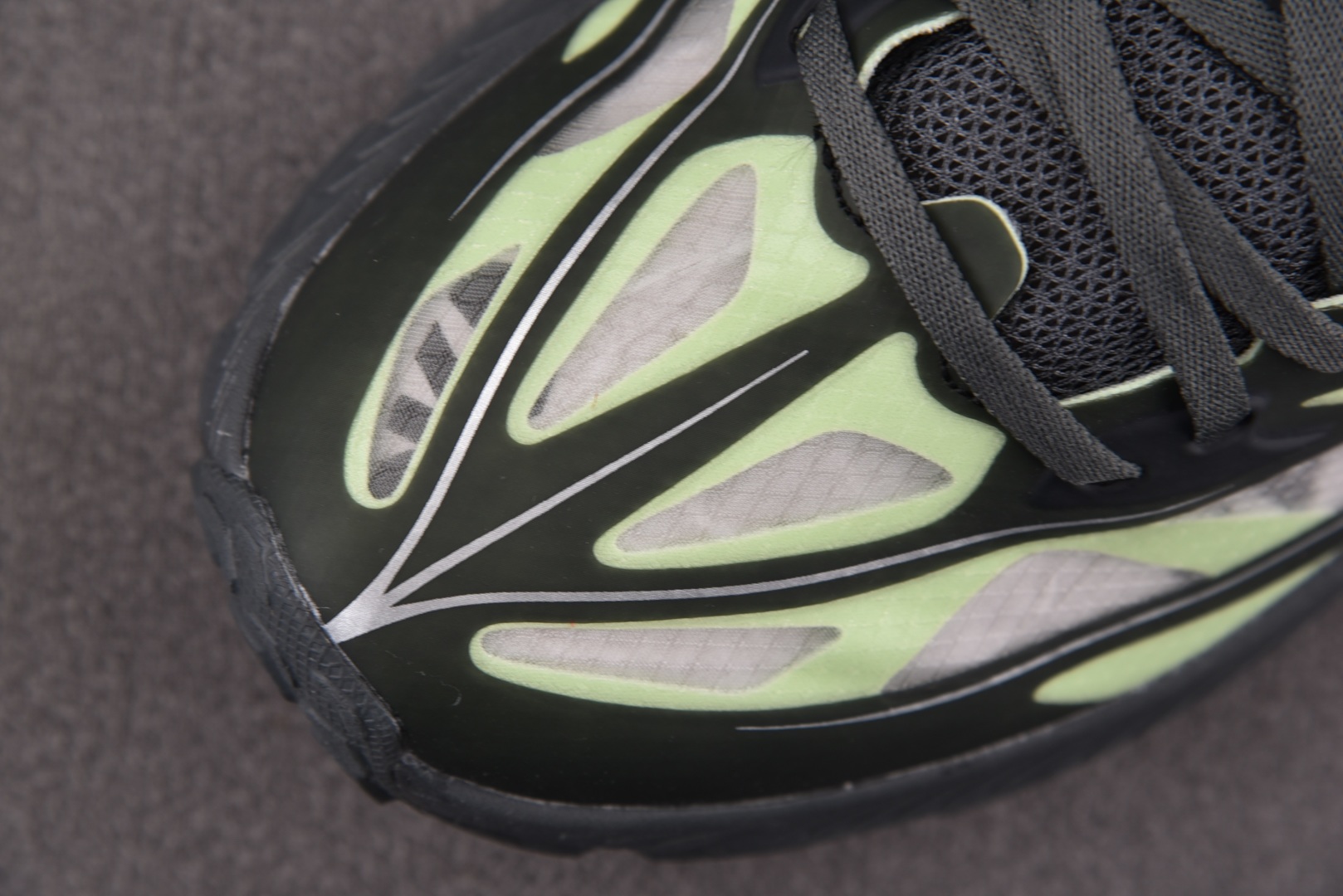 Hoka 尺码36-45

纯原版出品-Hoka One One Mafate Speed 4 Lite