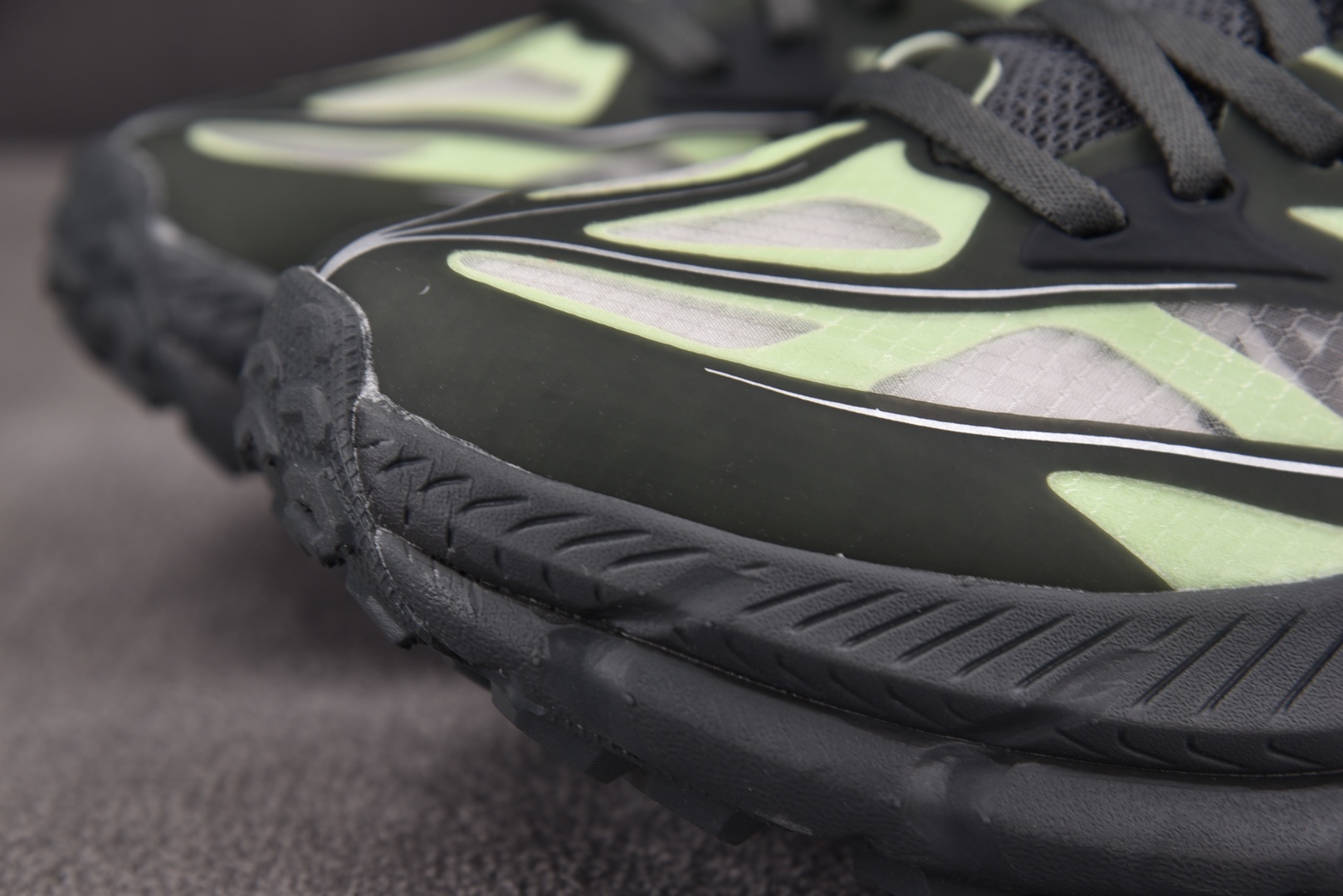 Hoka 尺码36-45

纯原版出品-Hoka One One Mafate Speed 4 Lite