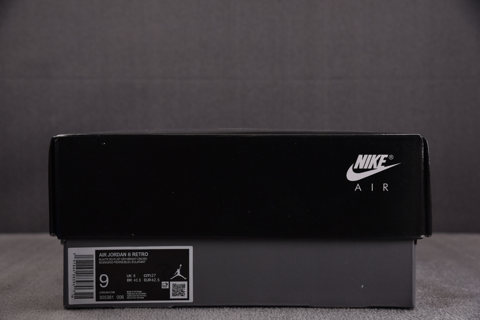 AJ8 尺码40.5-47.5

纯原版出品-Air Jordan 8 Retro Aqua (2025