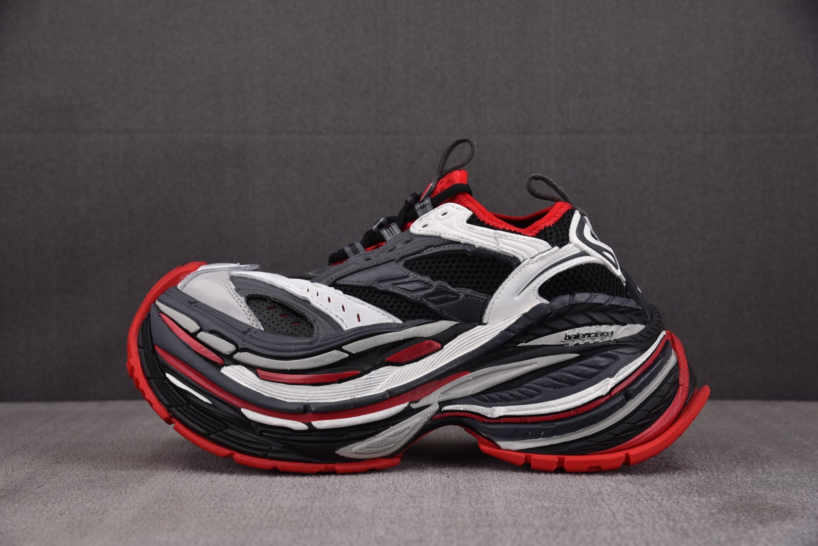 巴黎 尺码35-46

纯原版出品Balenciaga Platform Gray Red 灰红 YZ0