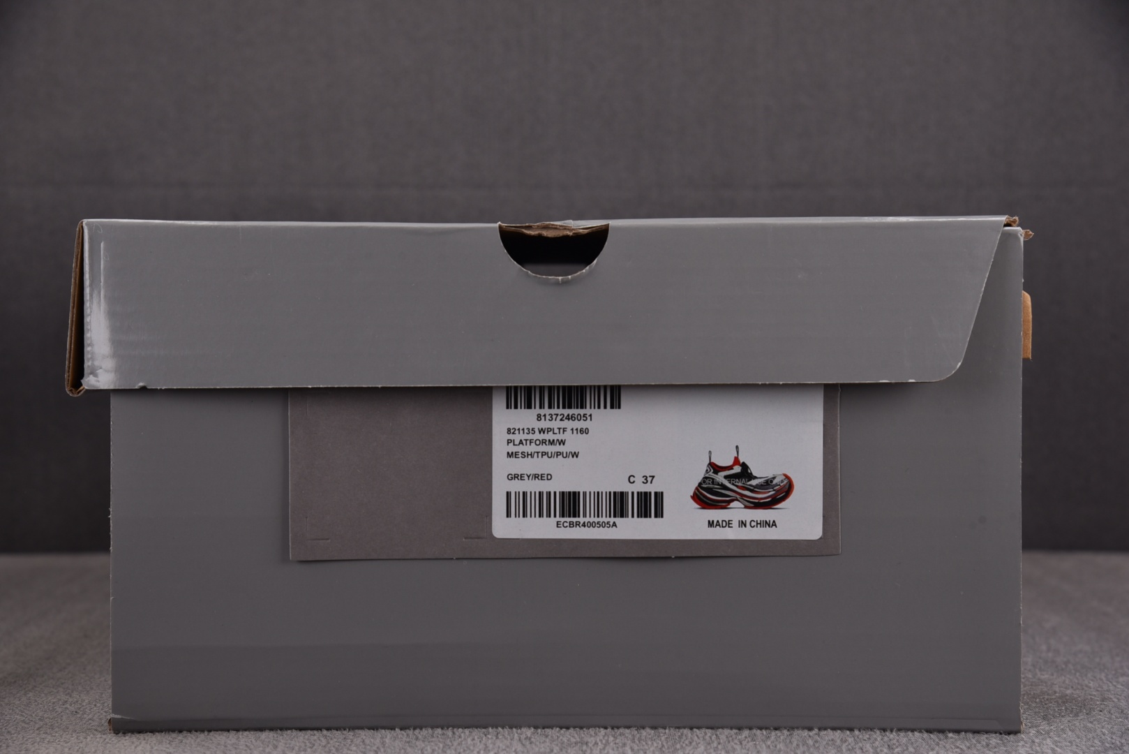 巴黎 尺码35-46

纯原版出品Balenciaga Platform Gray Red 灰红 YZ0