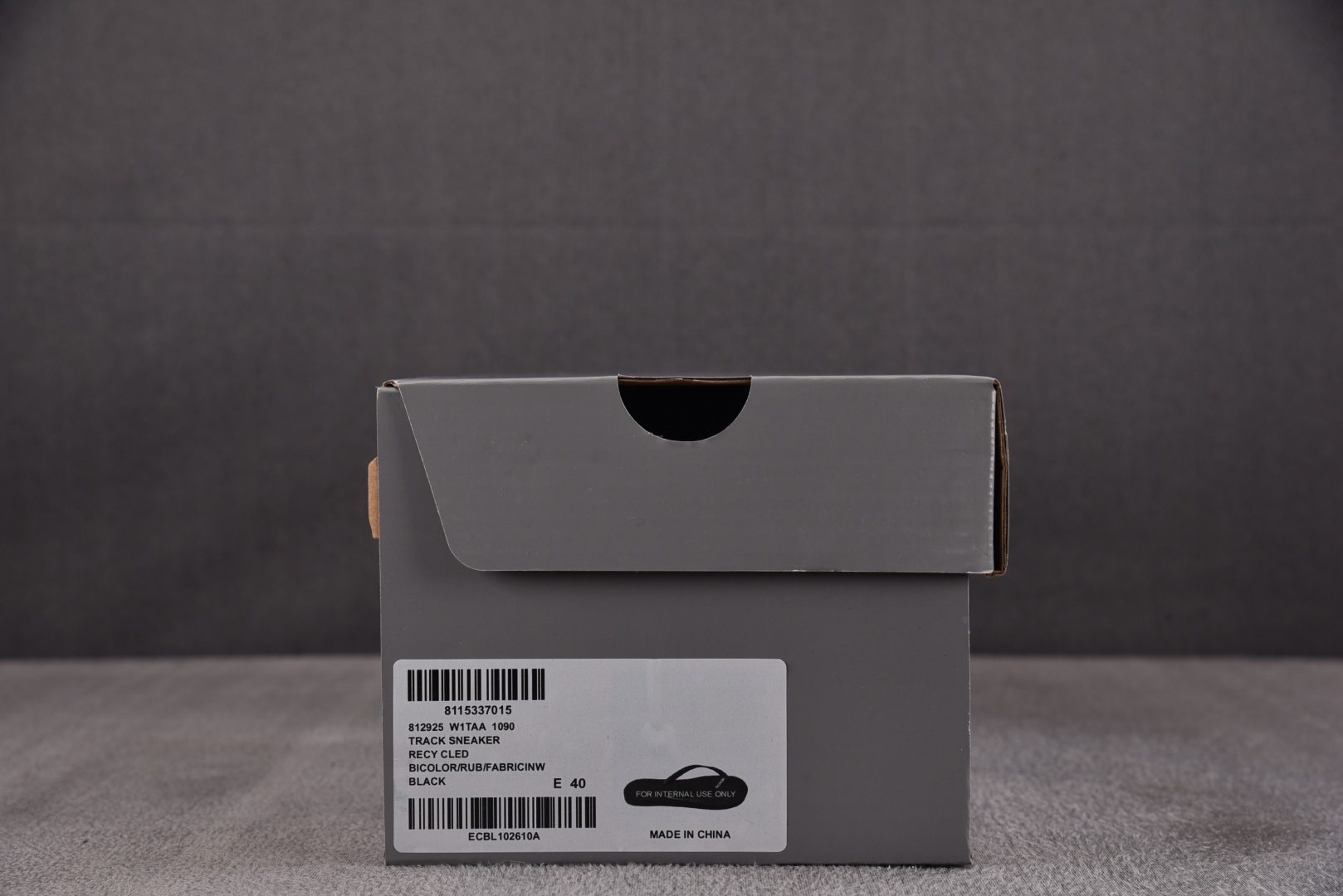 巴黎 尺码40-45

纯原版出品-Balenciaga Thong Sandal Black 黑色 Y