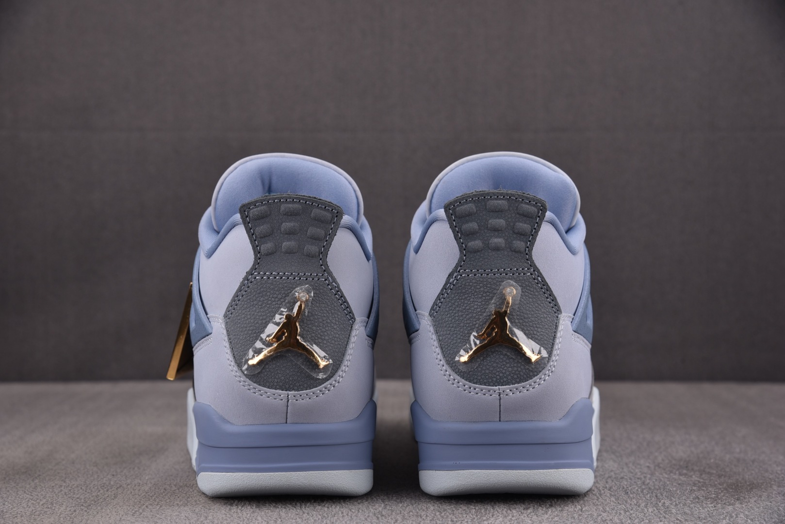 AJ4 尺码40-48.5

纯原版出品-Air Jordan 4 Retro NCAA UCLA 浅蓝