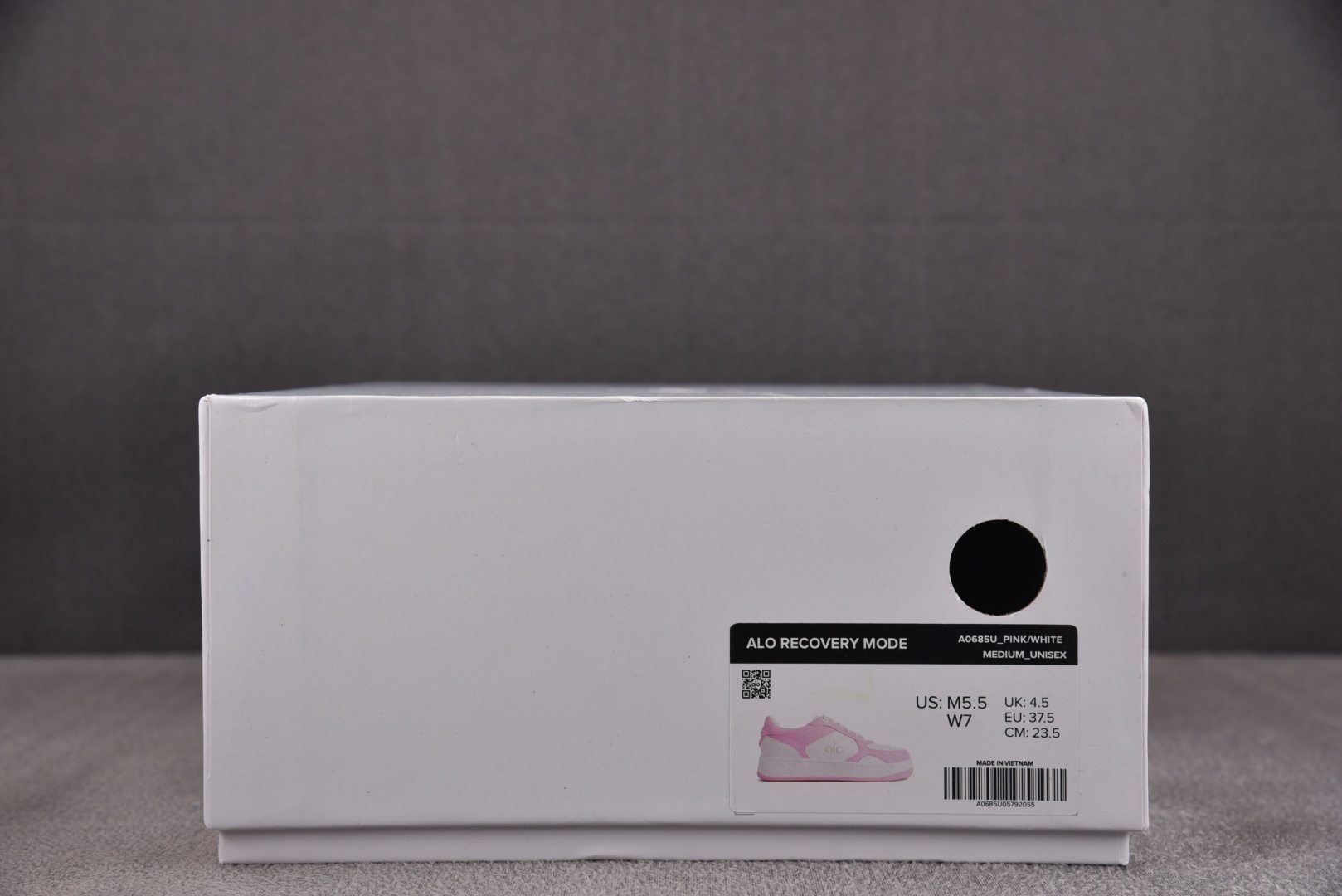 Alo Yoga 尺码36-46

纯原版出品-Alo Yoga Recovery Mode 粉白 YZ