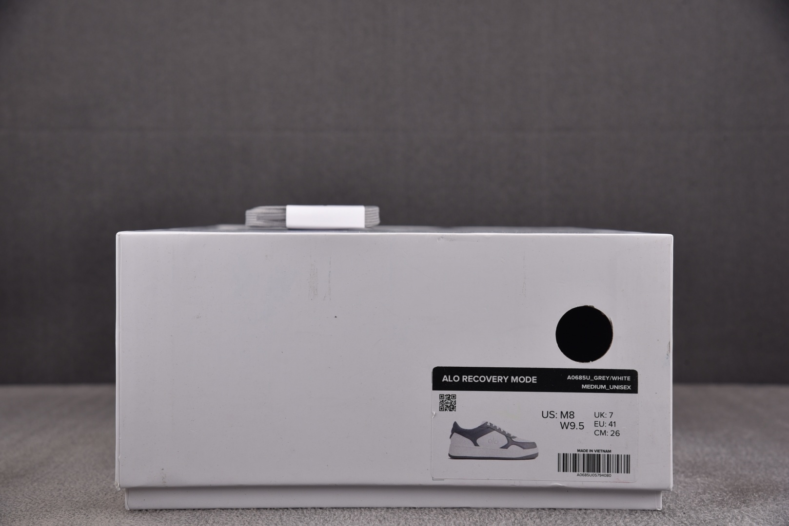 Alo Yoga 尺码36-46

纯原版出品-Alo Yoga Recovery Mode 灰白 YZ
