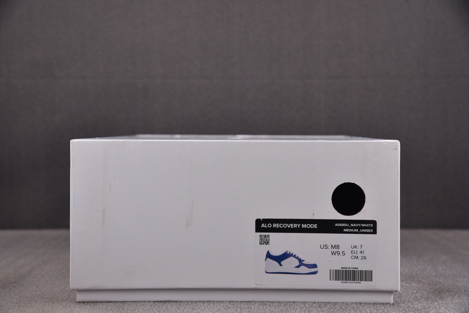Alo Yoga 尺码36-46

纯原版出品-Alo Yoga Recovery Mode 蓝白 YZ