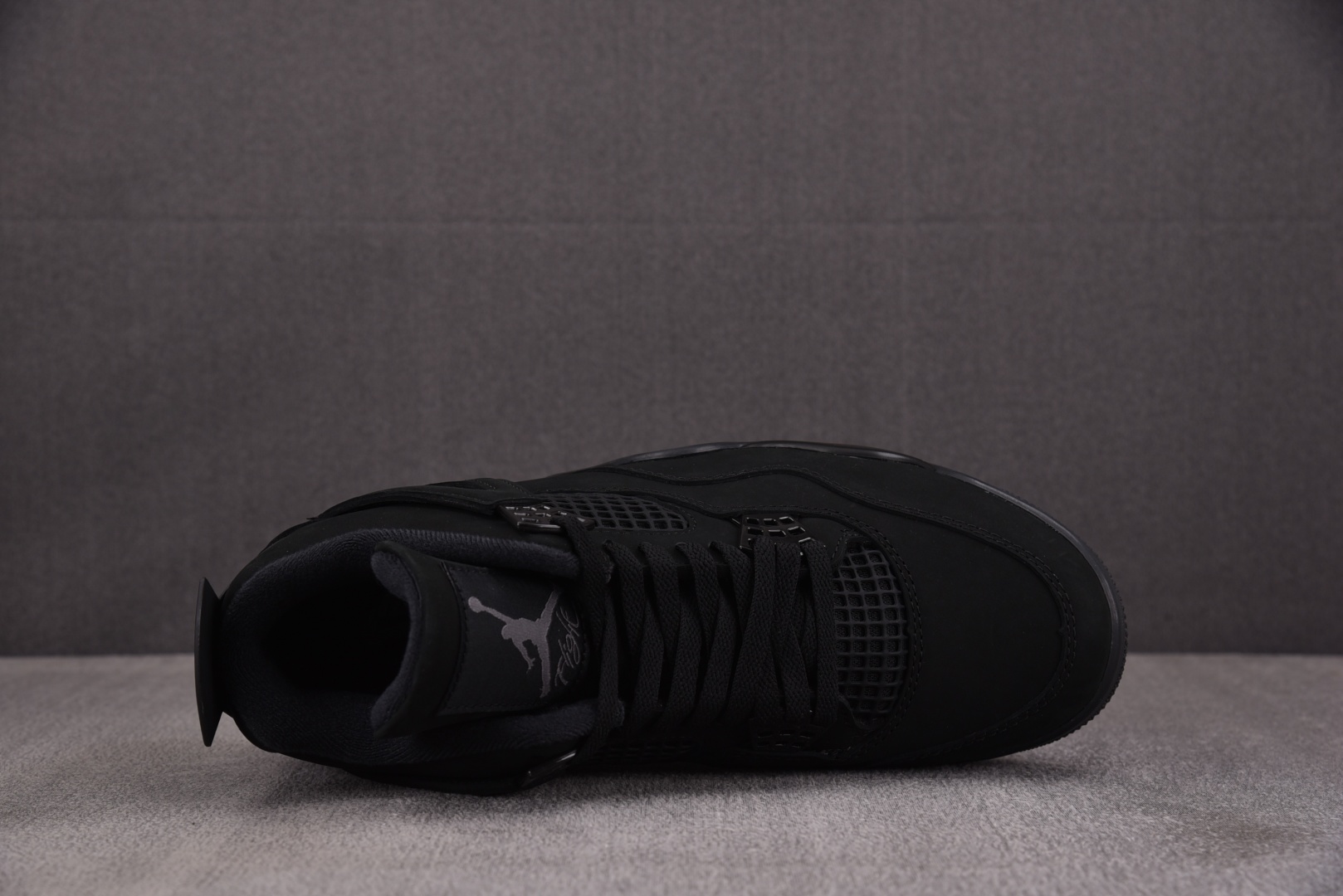 AJ4 尺码36-47.5

纯原版出品-Air Jordan 4 Retro Black Cat (2