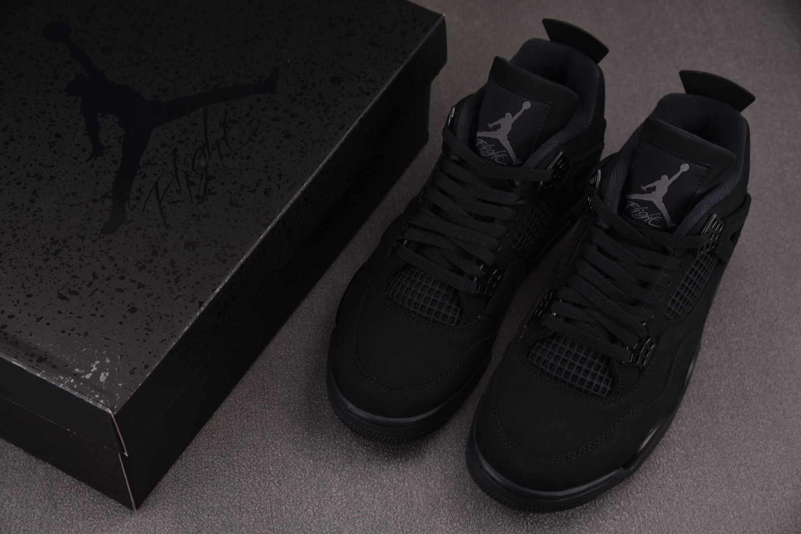 AJ4 尺码36-47.5

纯原版出品-Air Jordan 4 Retro Black Cat (2