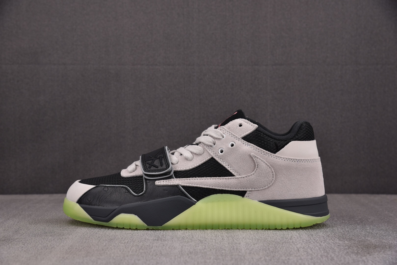 AJ TS low 尺码40-48.5

纯原版出品-Air Jordan Jumpman Jack T