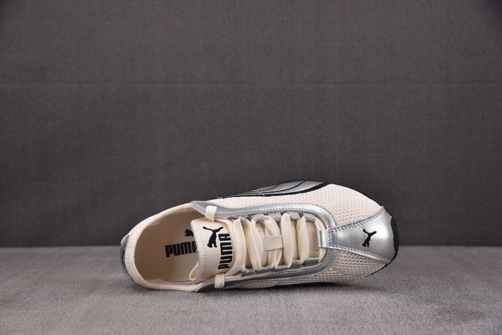 彪马 尺码36-45

纯原版出品-Puma H-Street OG Frosted Ivory Sil