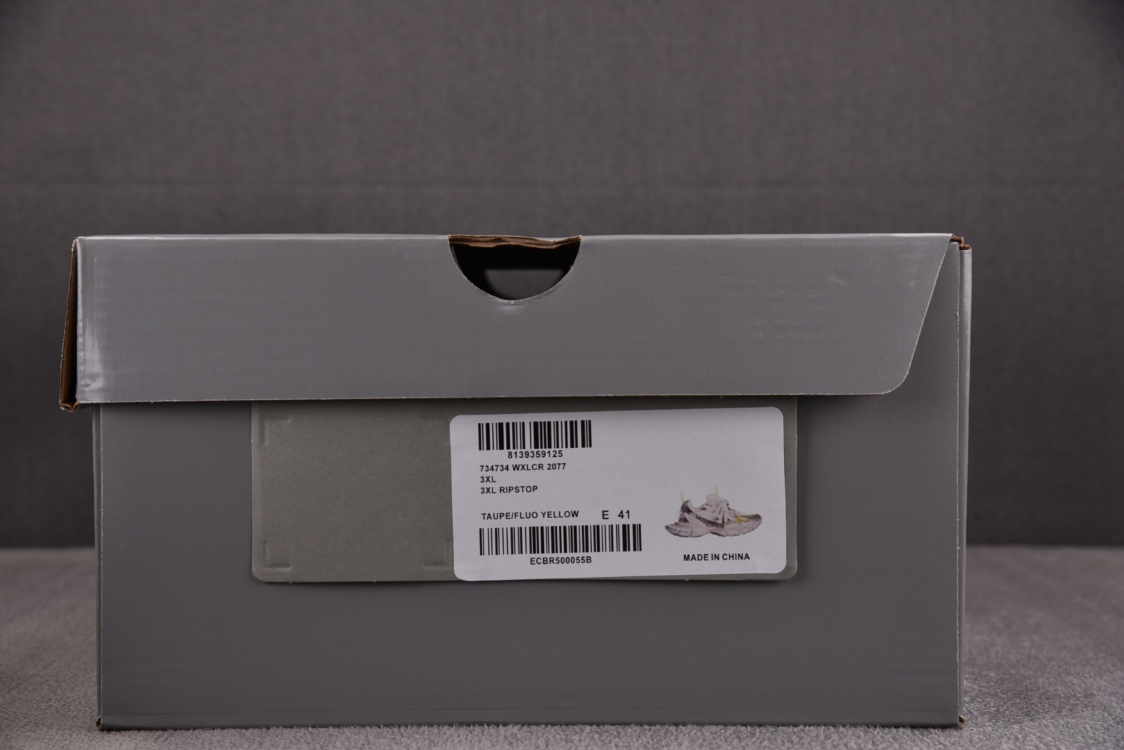 巴黎 尺码35-46

纯原版出品-Balenciaga 3XL RIPSTOP 米灰绿 YZ009-0