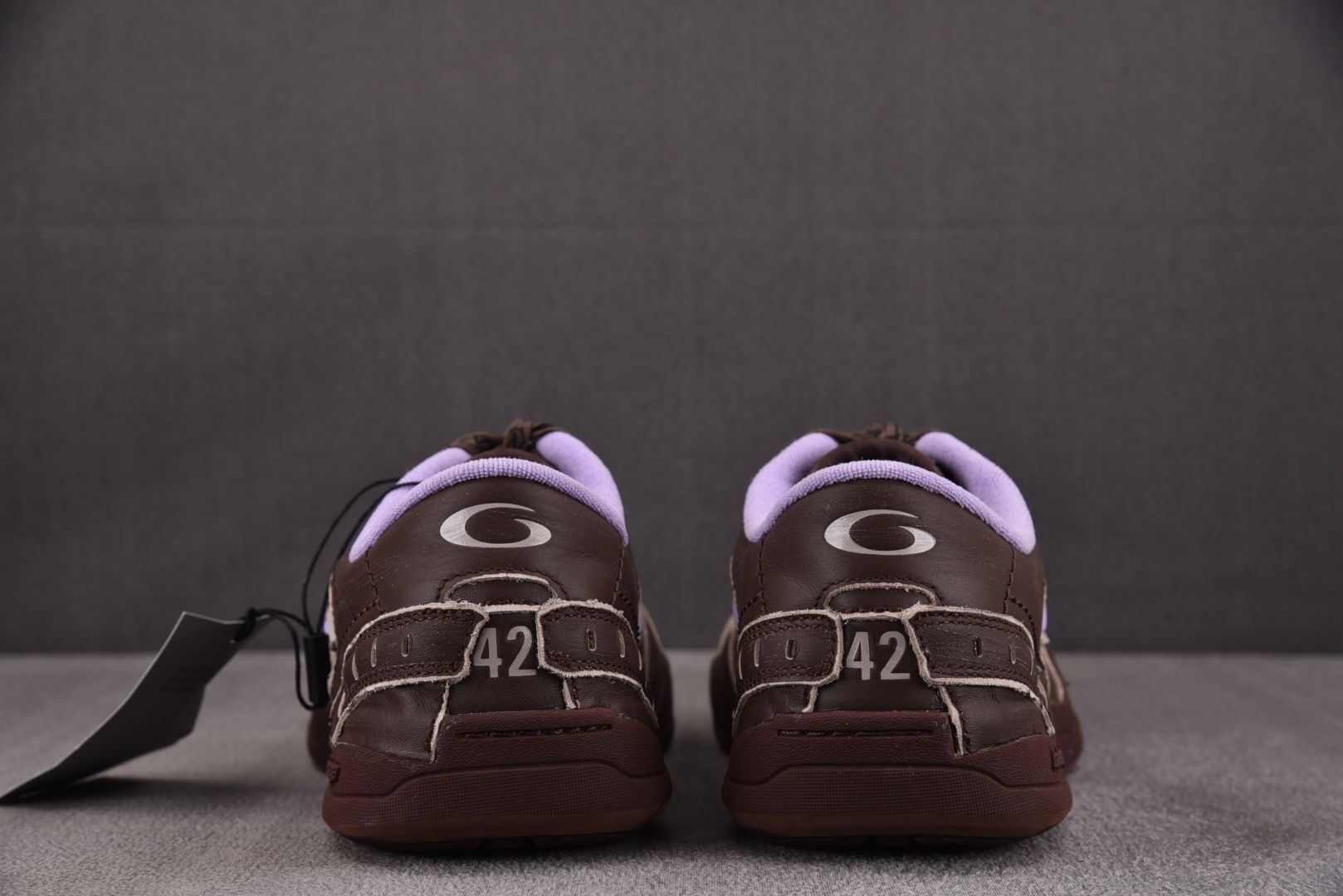 巴黎 尺码35-46

纯原版出品-Balenciaga Hamptons Worn-Out 紫棕 YZ
